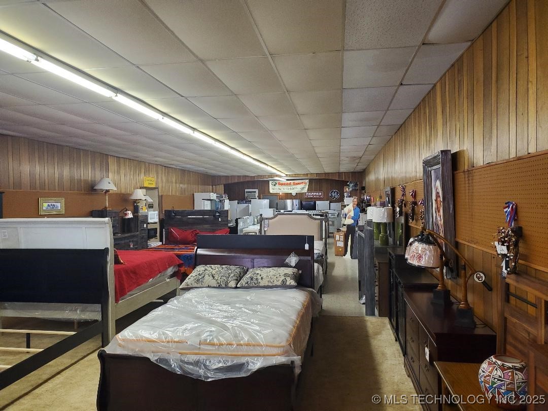 507 W Broadway Street Property Photo 16