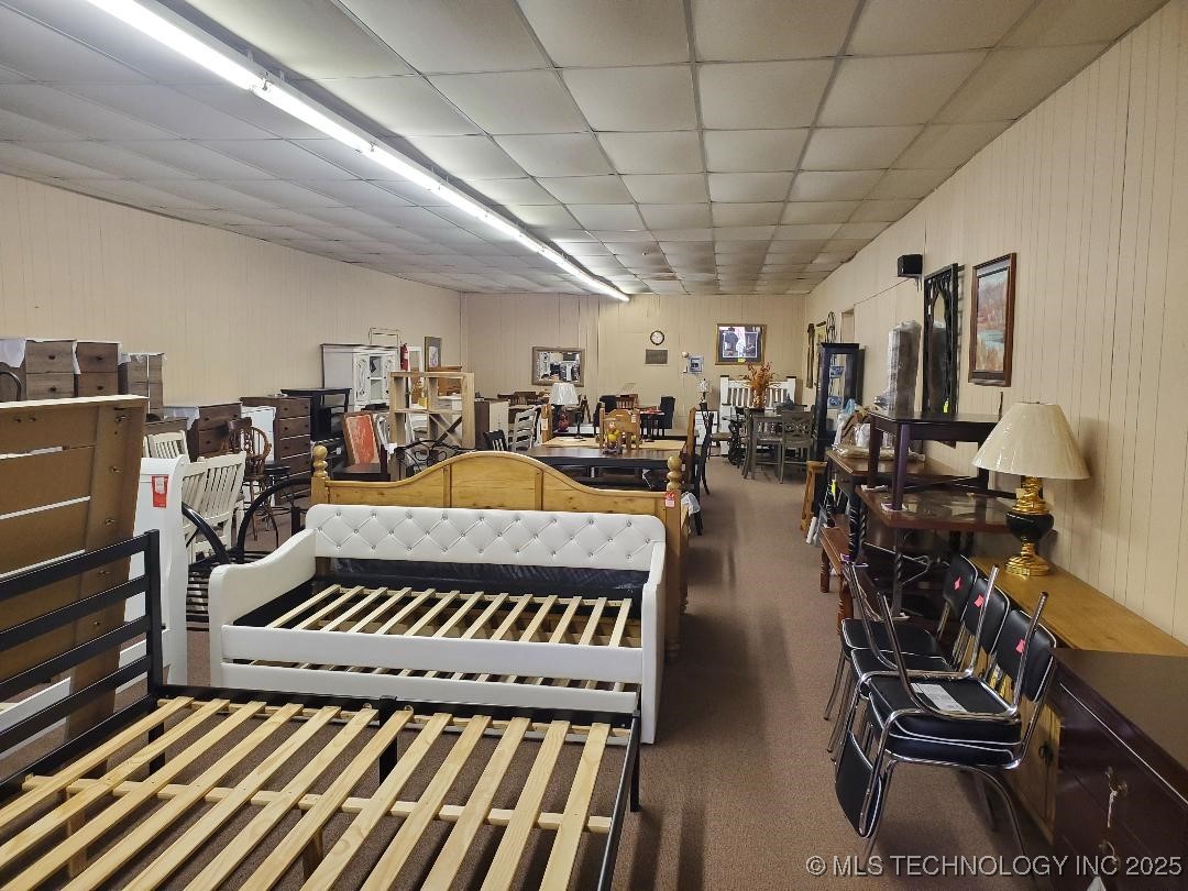 507 W Broadway Street Property Photo 18