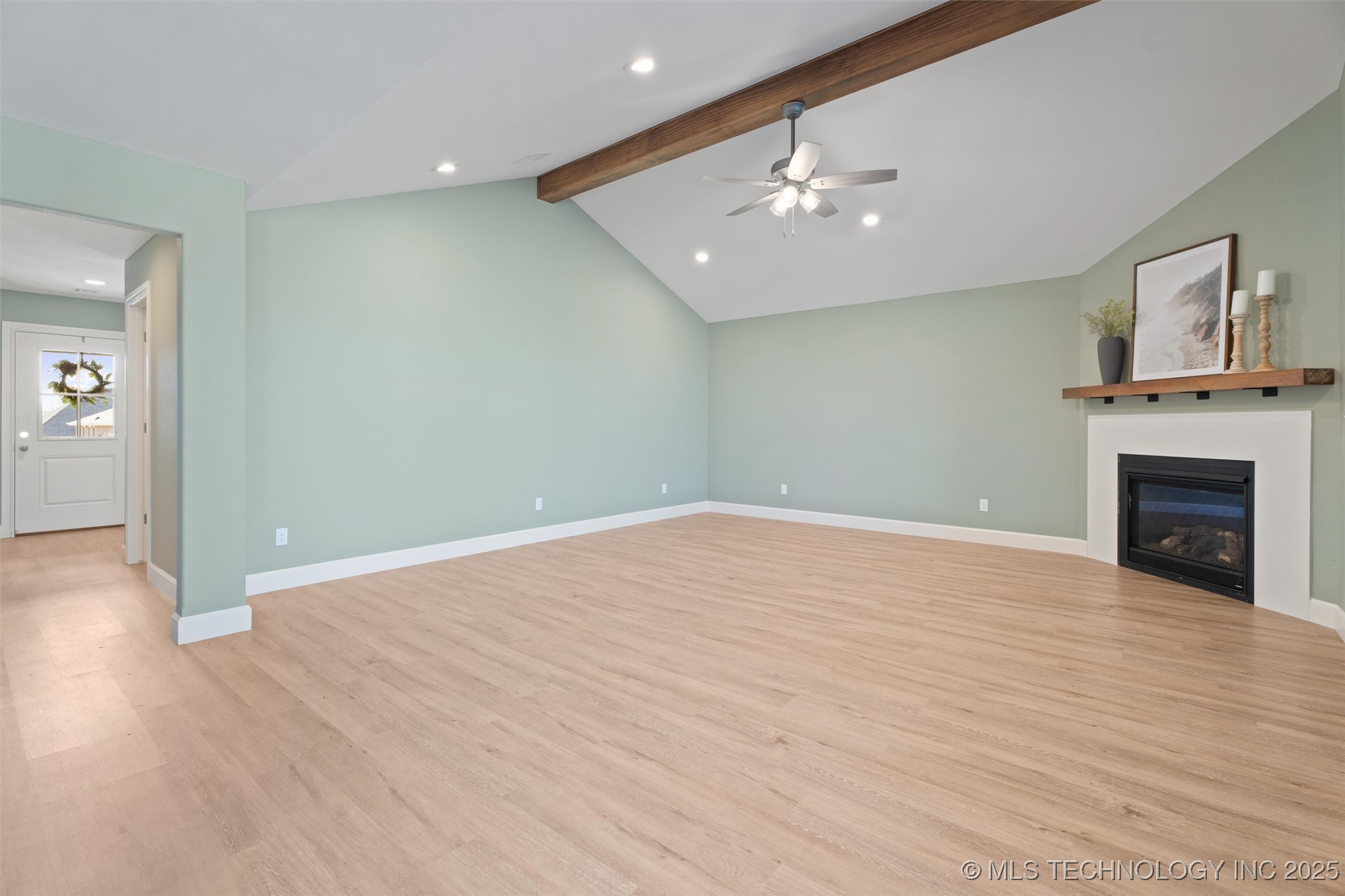 5822 Coldspring Lane Property Photo 7