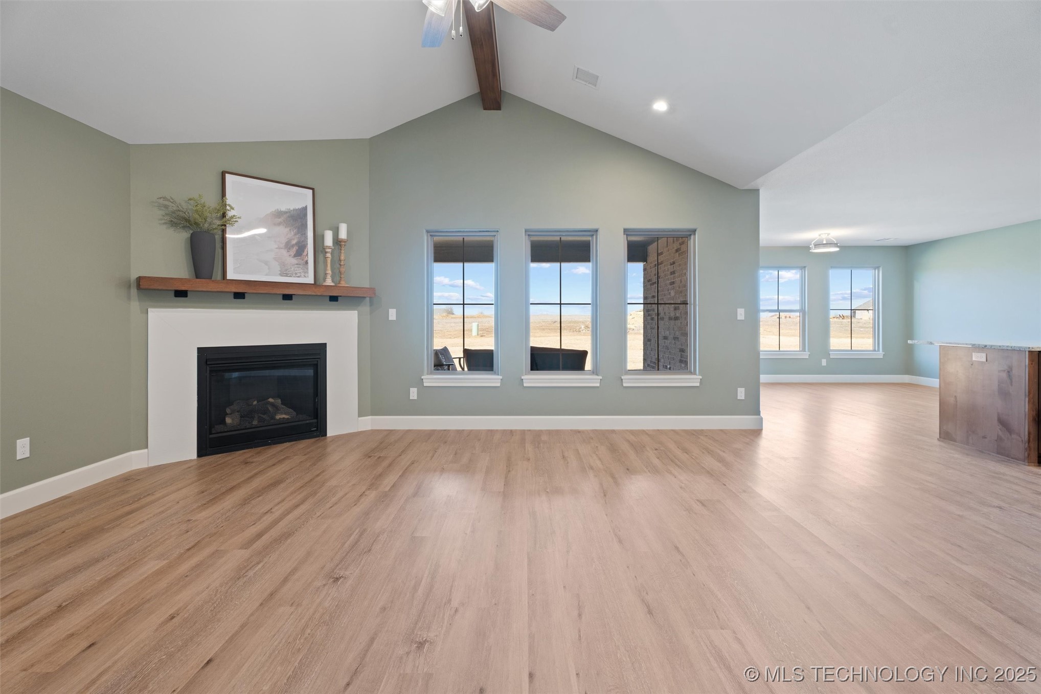 5822 Coldspring Lane Property Photo 10