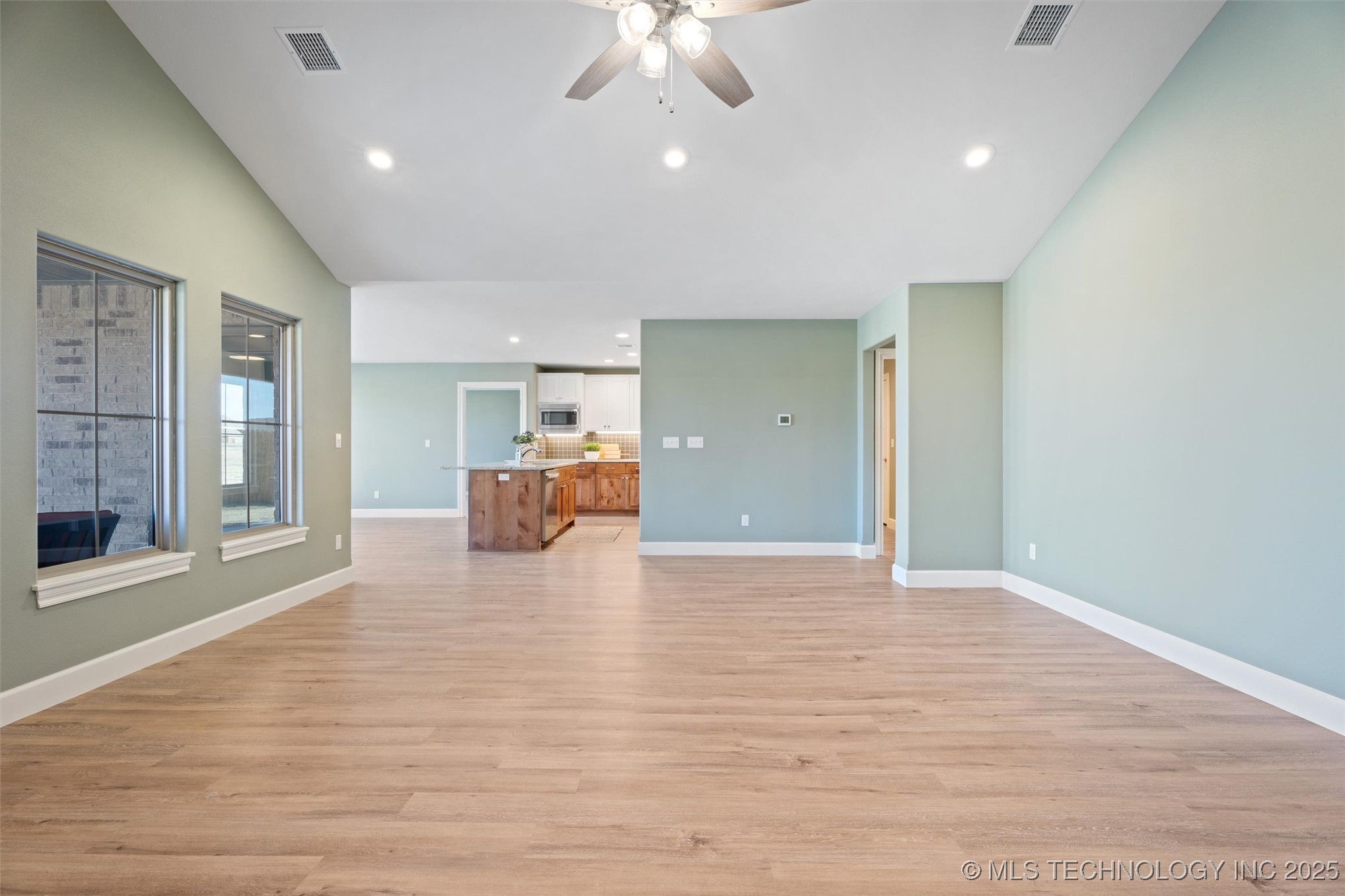 5822 Coldspring Lane Property Photo 11