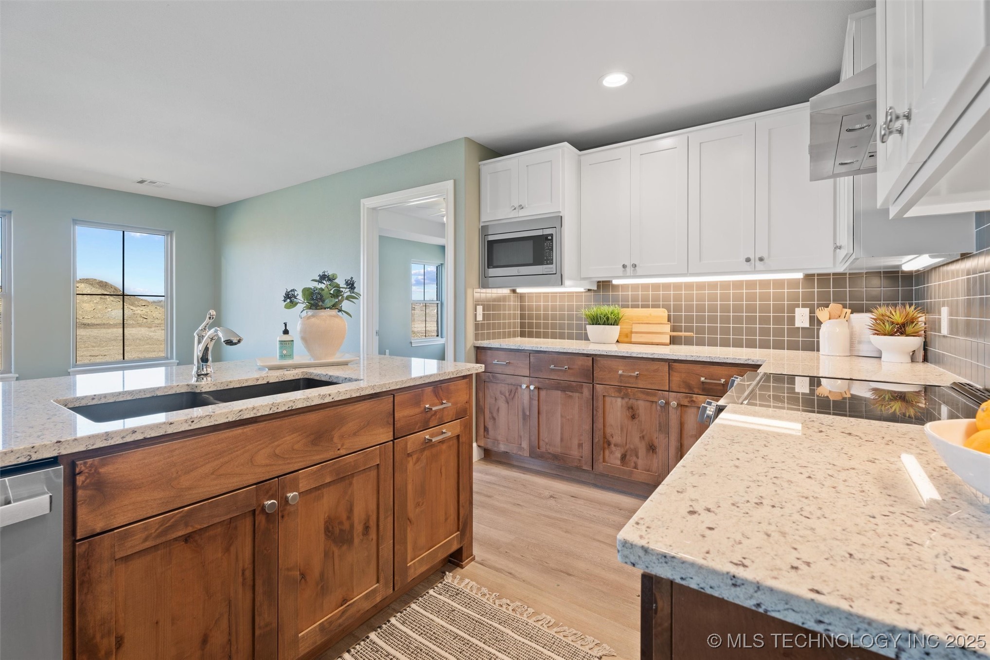 5822 Coldspring Lane Property Photo 20