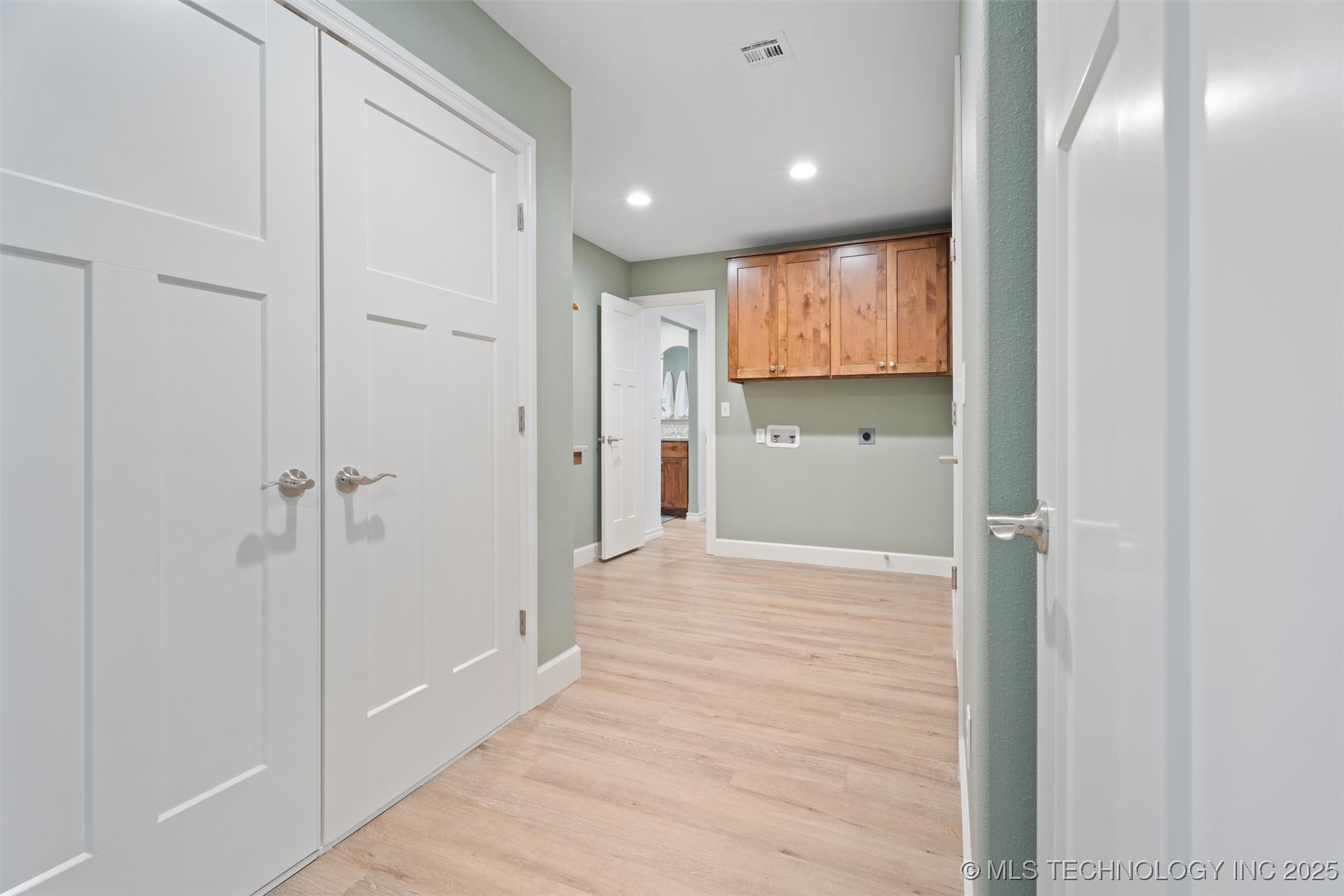 5822 Coldspring Lane Property Photo 29