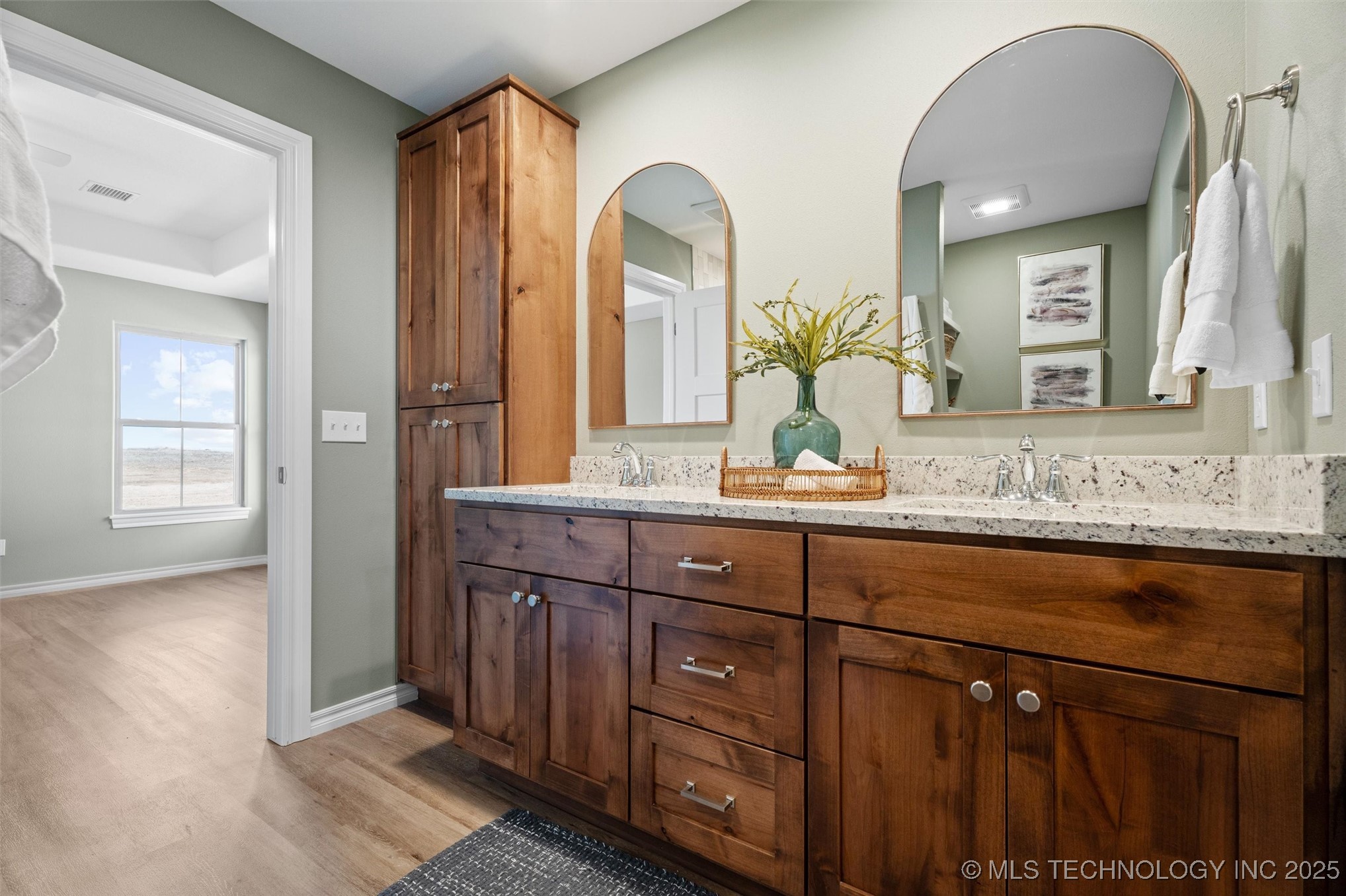 5822 Coldspring Lane Property Photo 38