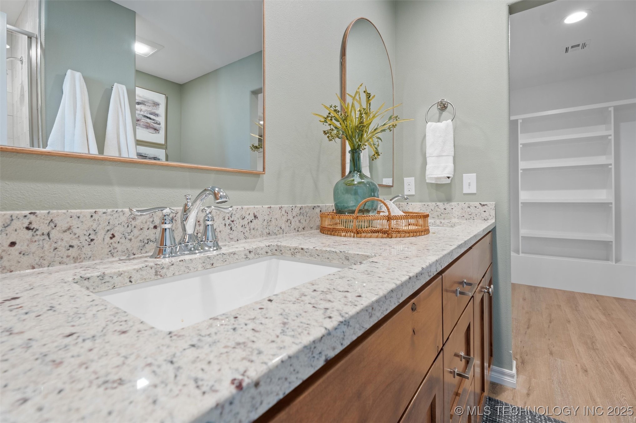 5822 Coldspring Lane Property Photo 39