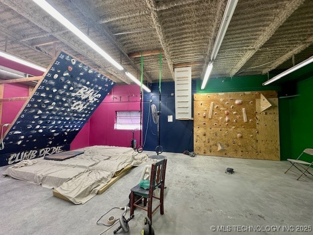 3218 W Broadway Street Property Photo 8