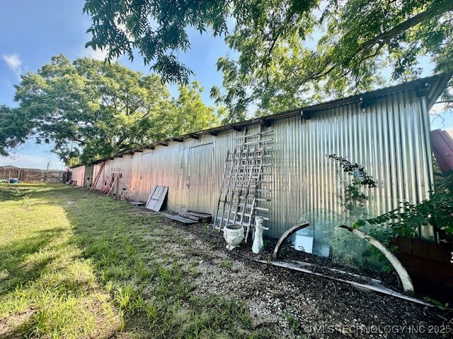 3218 W Broadway Street Property Photo 17