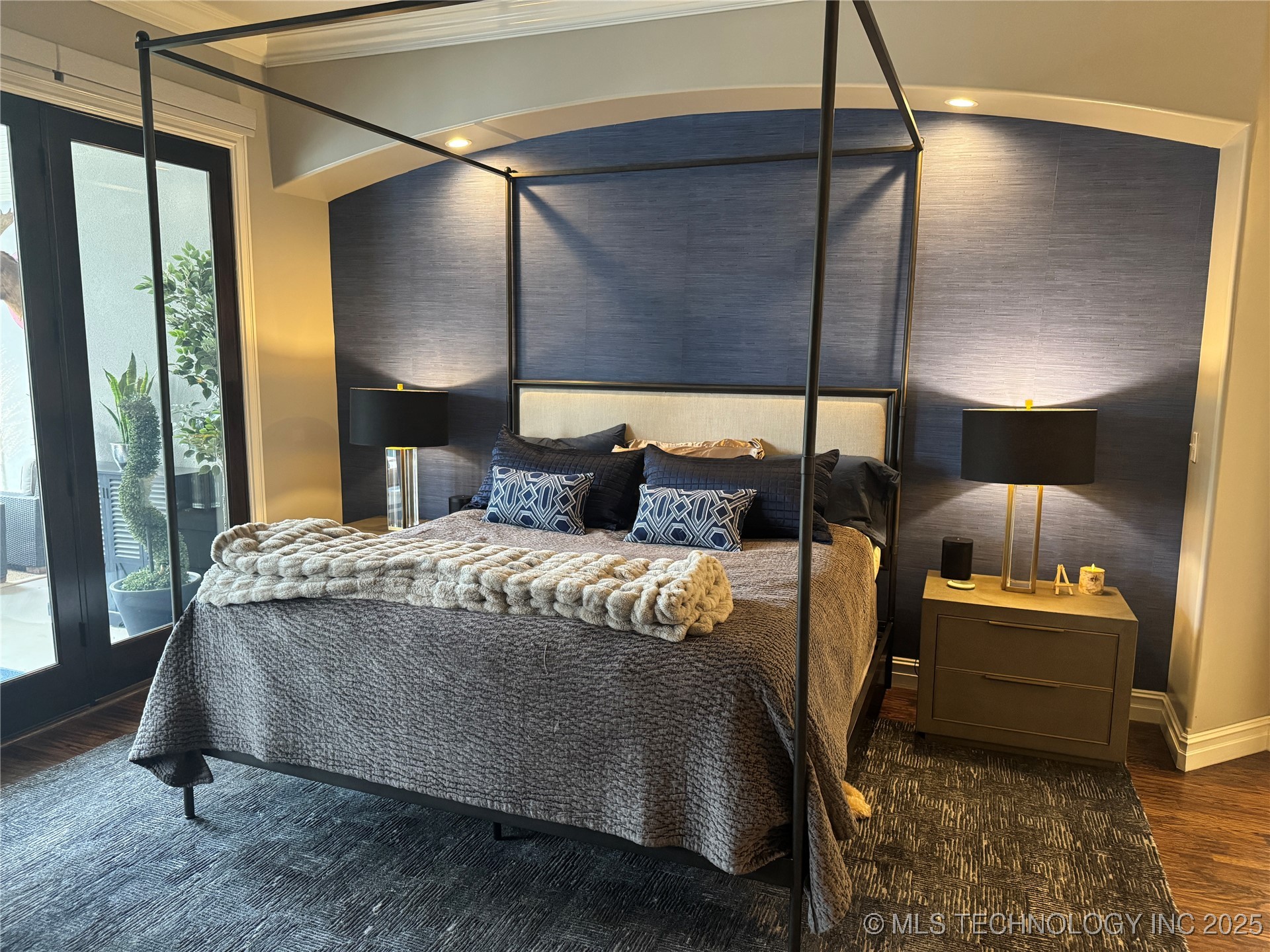 2920 E 27th Place Property Photo 29