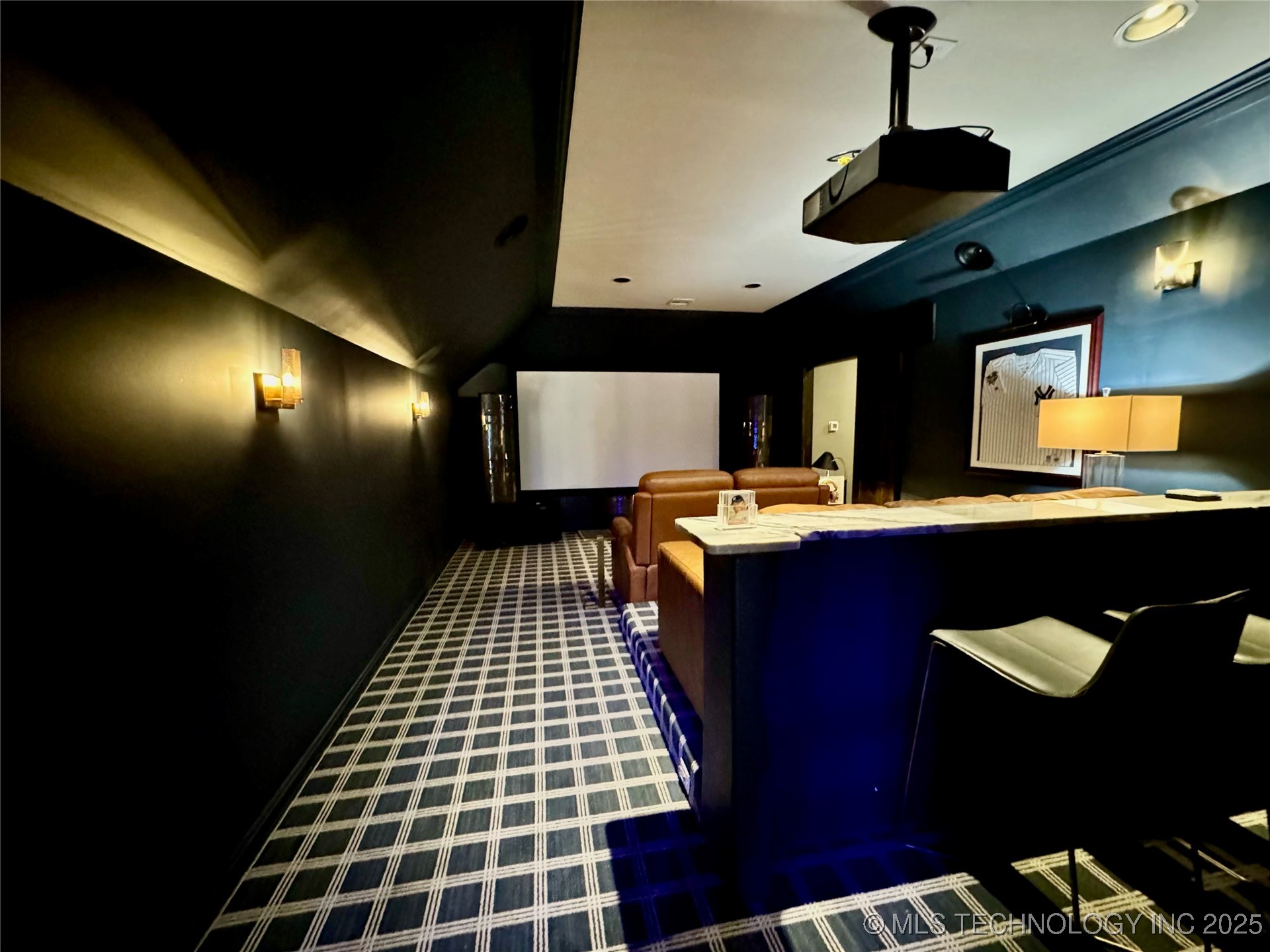 2920 E 27th Place Property Photo 37