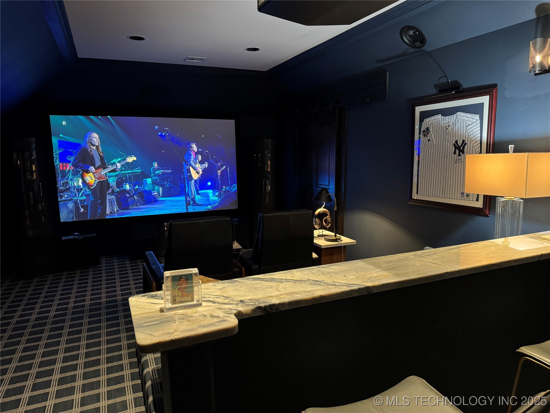 2920 E 27th Place Property Photo 38