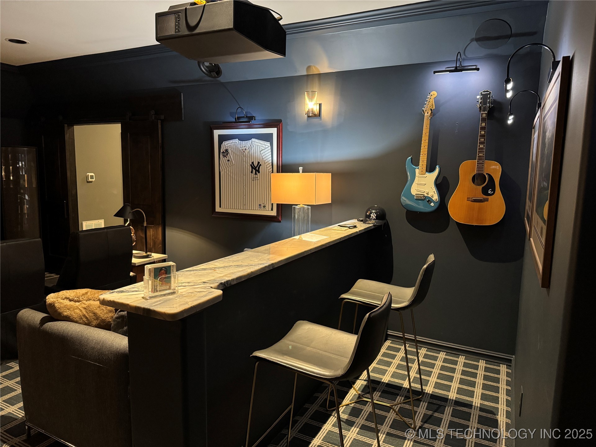 2920 E 27th Place Property Photo 39