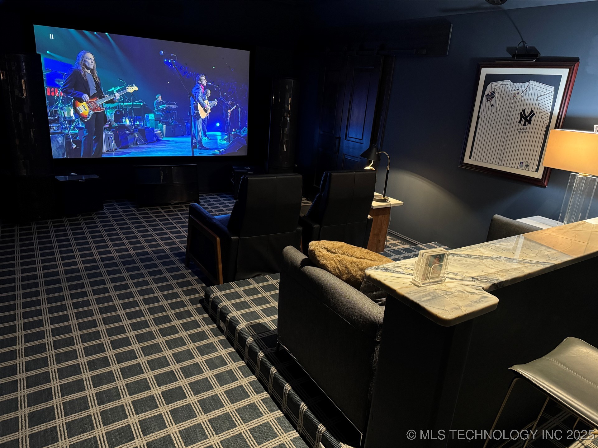 2920 E 27th Place Property Photo 41