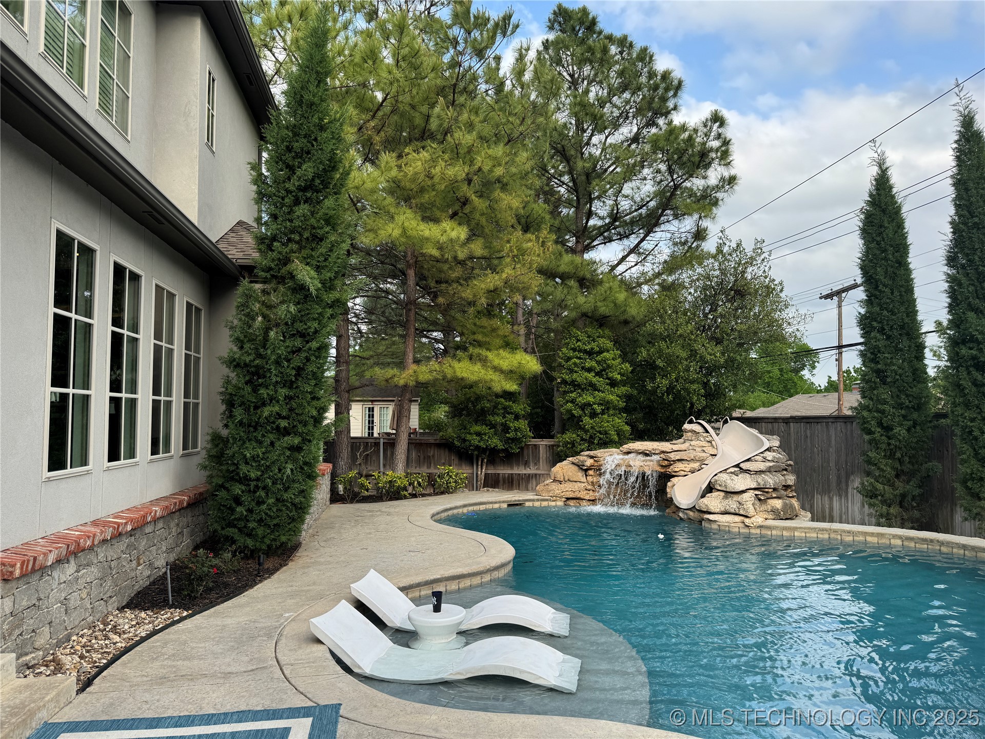 2920 E 27th Place Property Photo 56