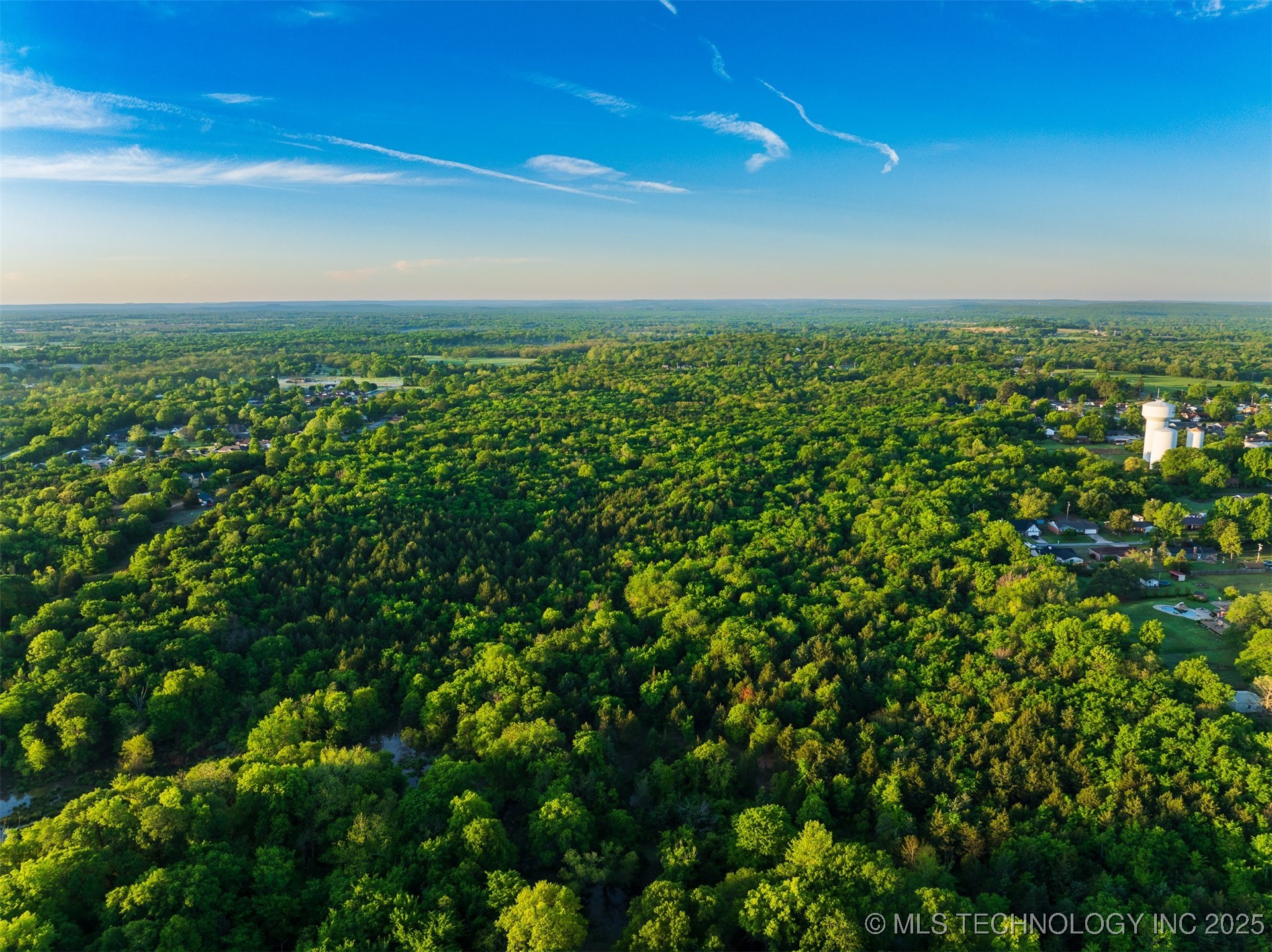 35 E 9th Street Property Photo 19