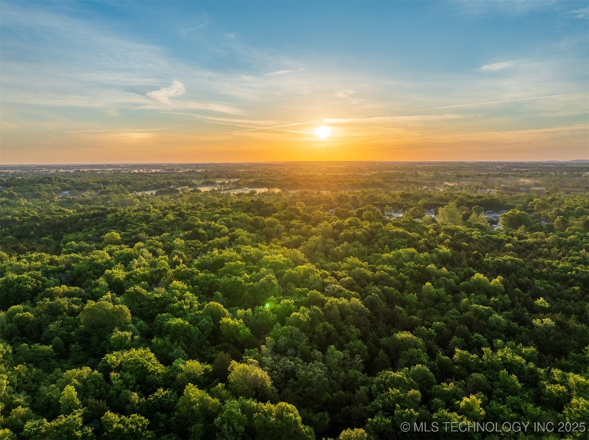 35 E 9th Street Property Photo 35