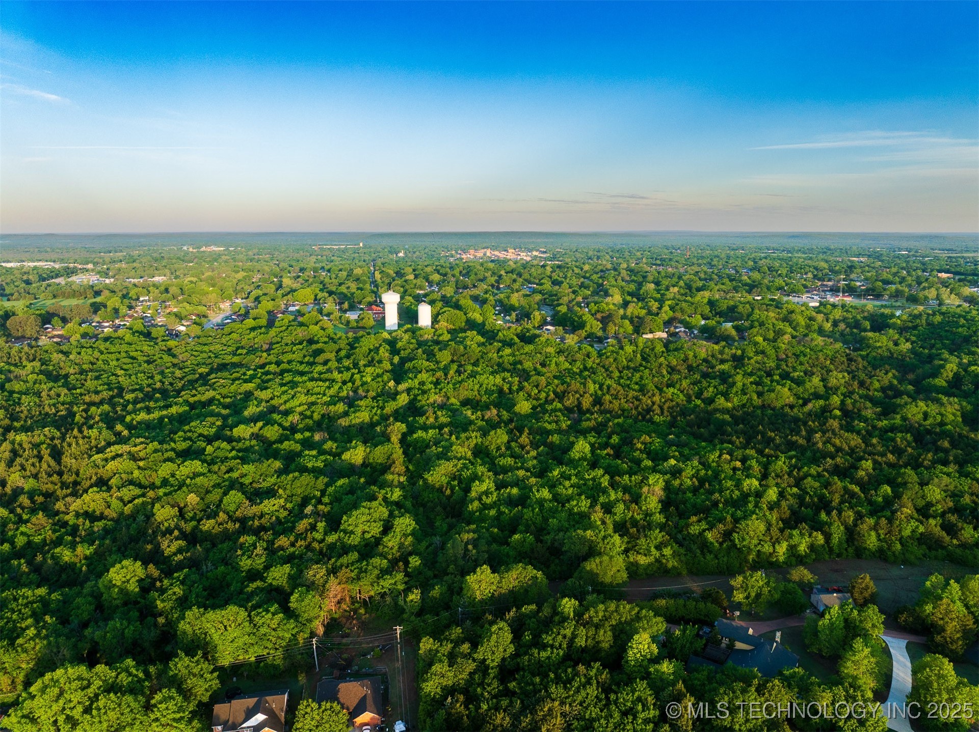 35 E 9th Street Property Photo 41