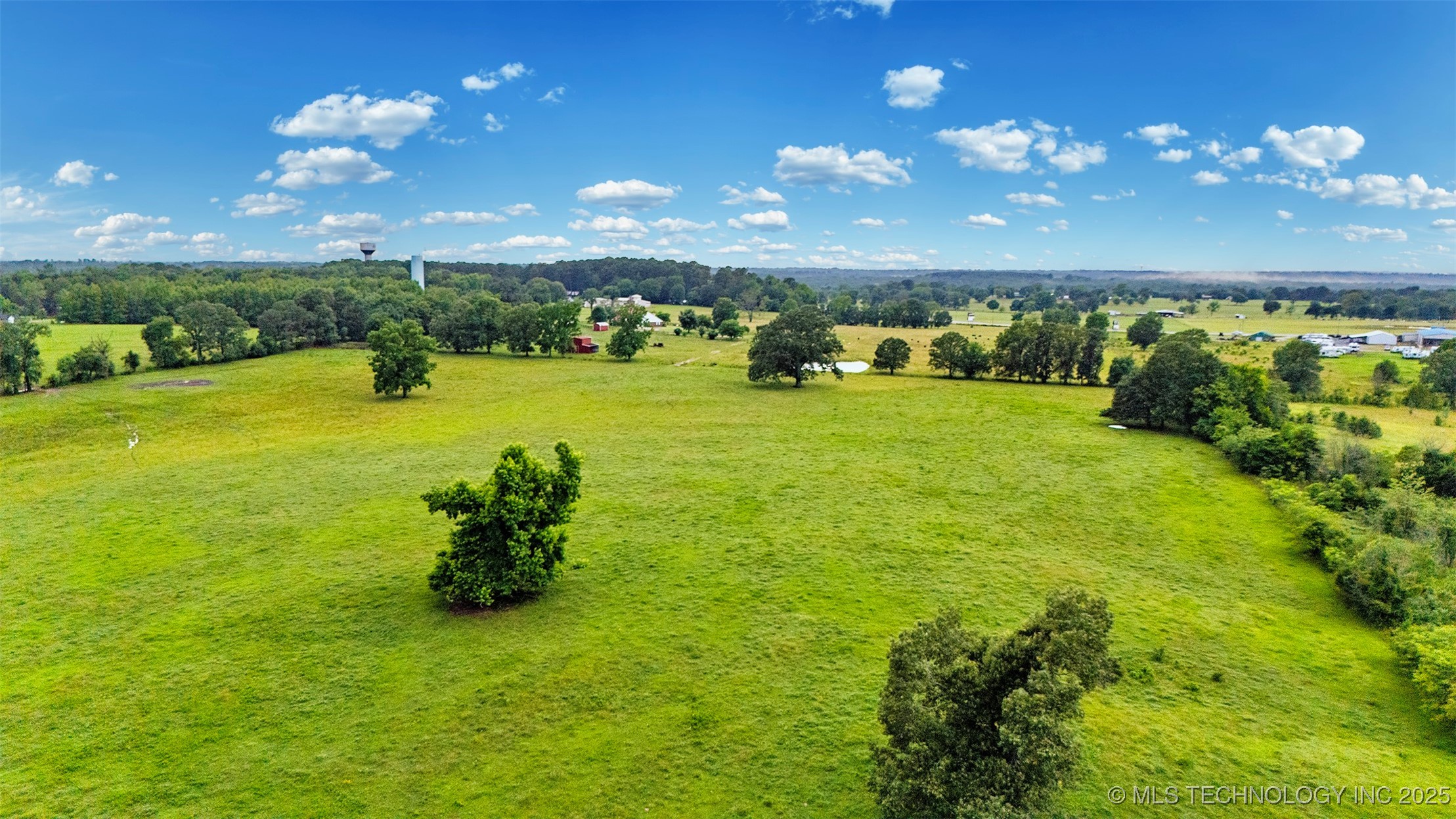 1 N Cornerstone Lane Property Photo 8