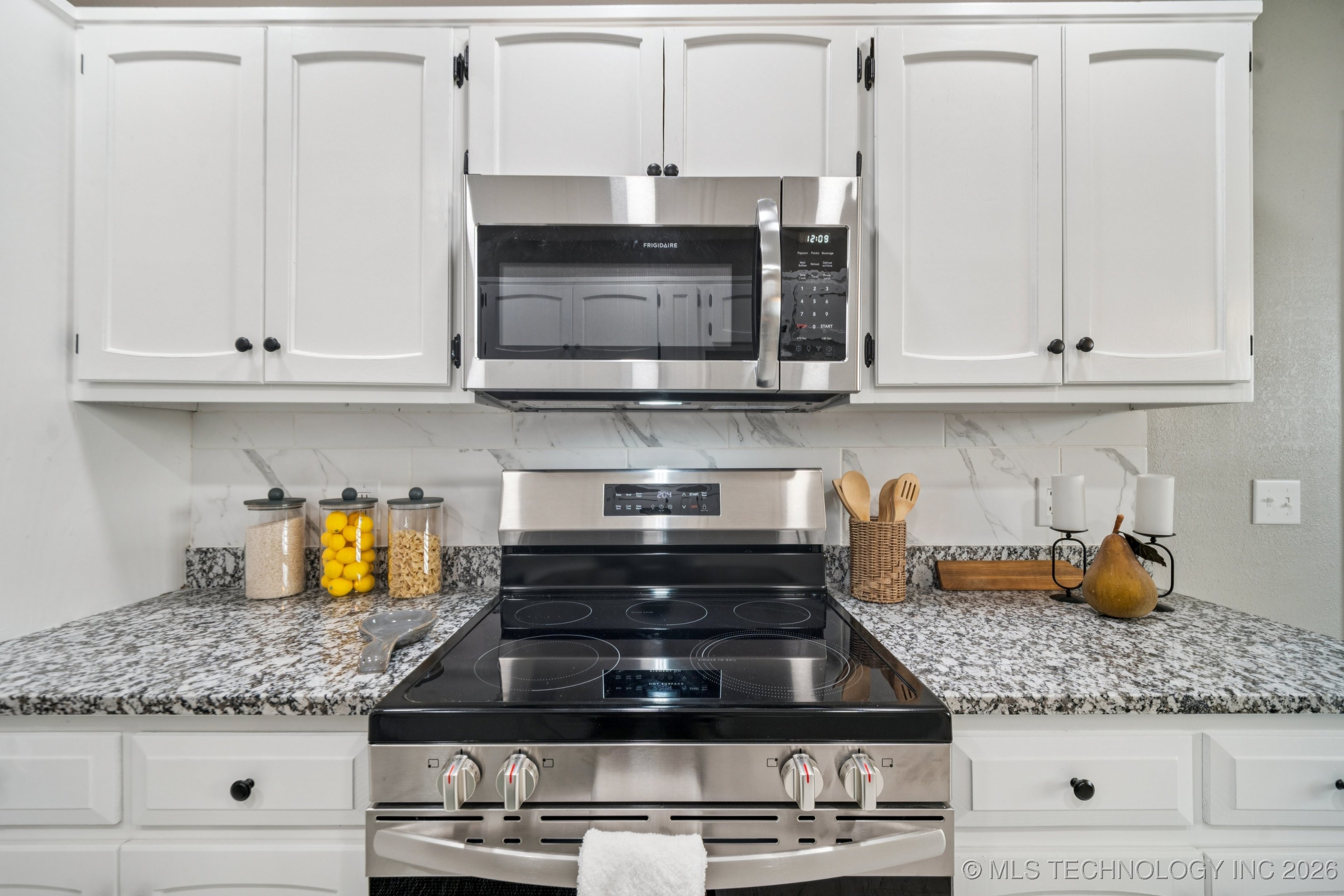 2712 S Fir Avenue Property Photo 28