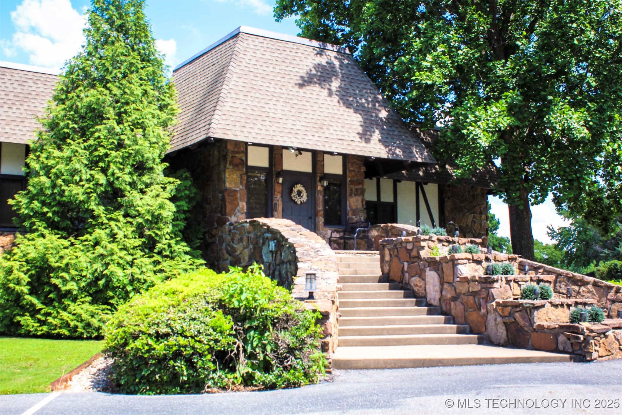 56701 E 310 Road 712 Property Photo 1