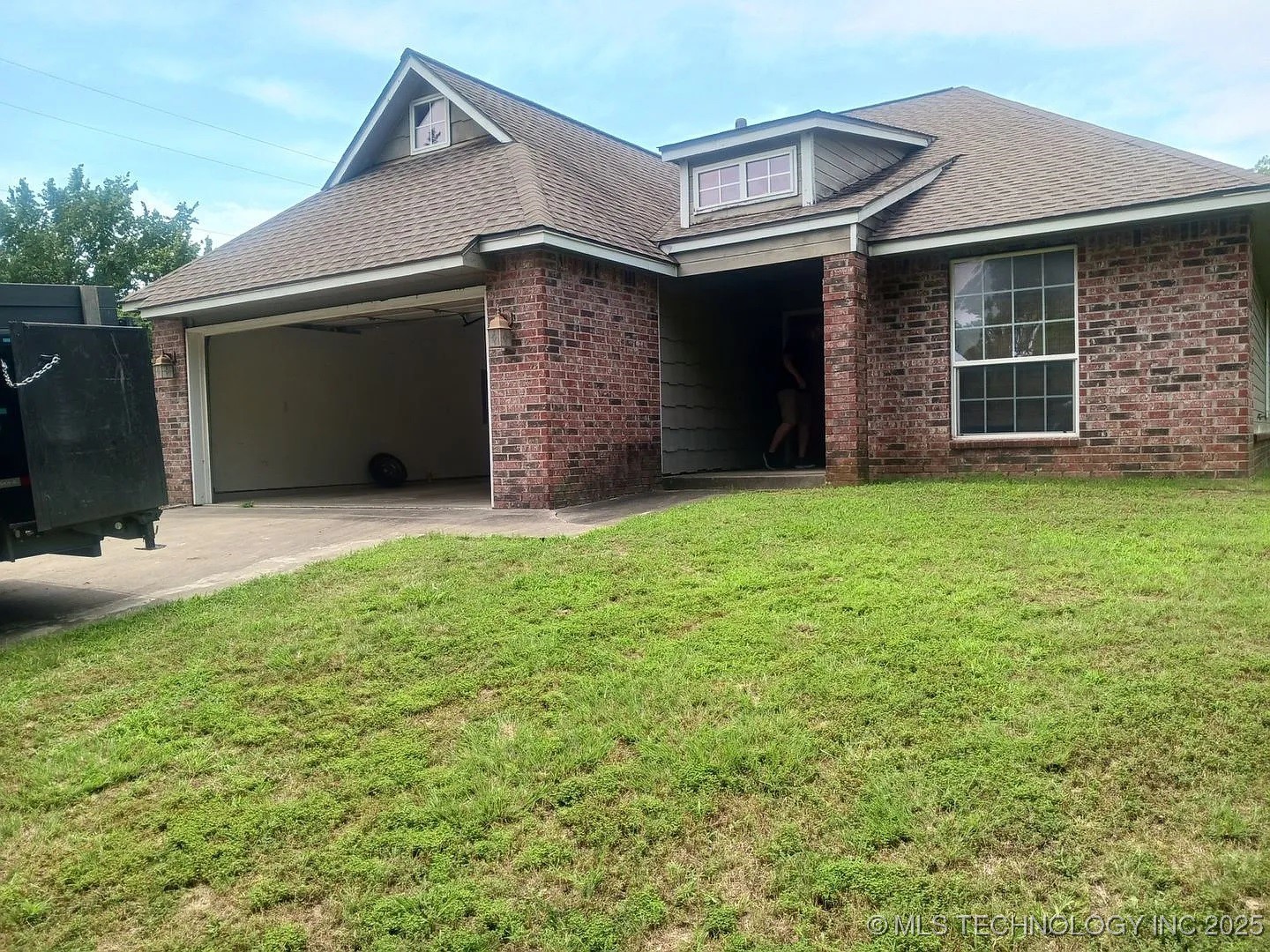 200 Ogeechee Property Photo 1