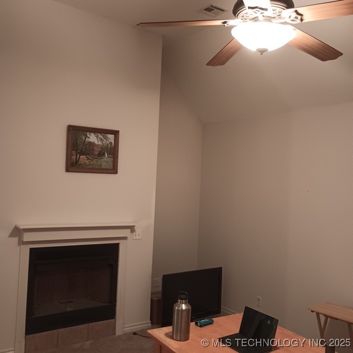 200 Ogeechee Property Photo 3