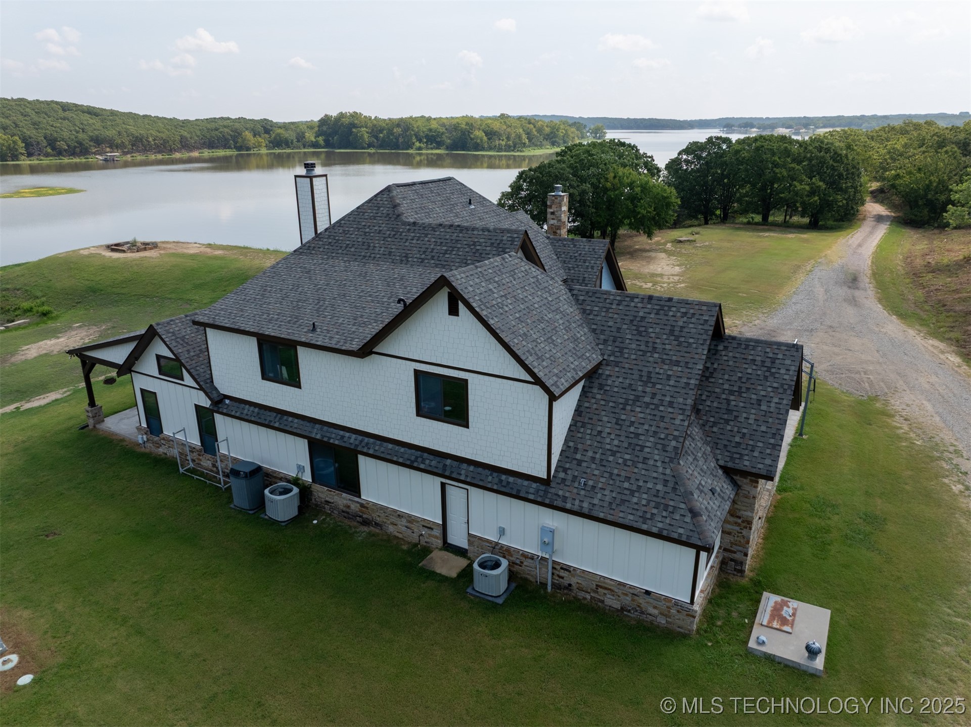 103098 N 3750 Road Property Photo 6