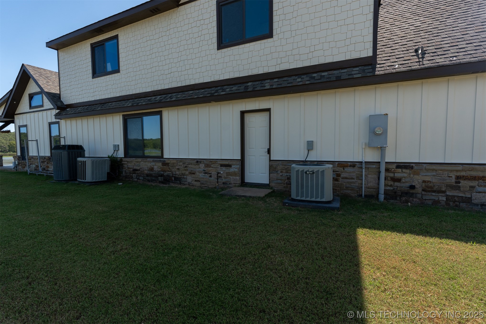 103098 N 3750 Road Property Photo 48