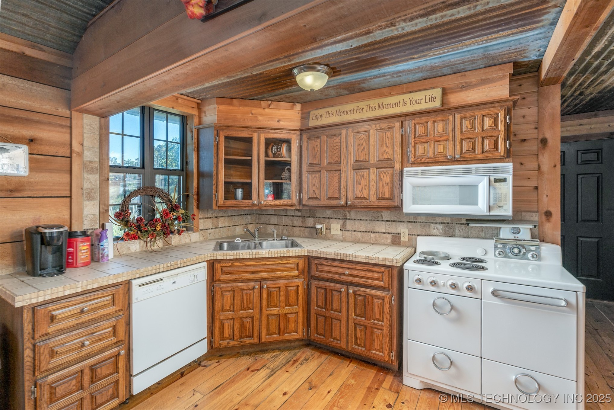 103098 N 3750 Road Property Photo 55