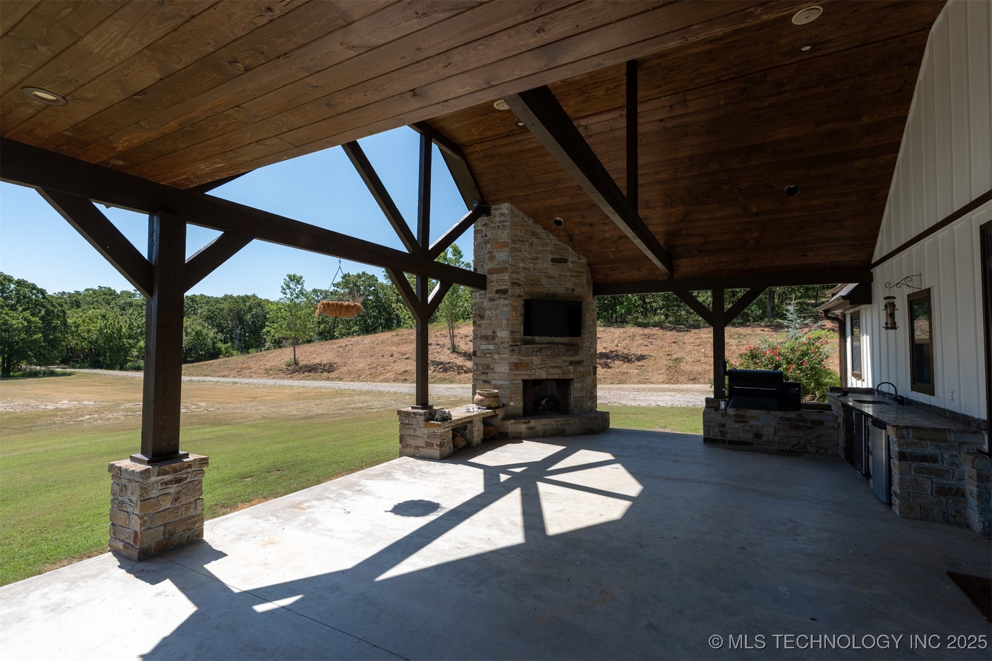 103098 N 3750 Road Property Photo 66