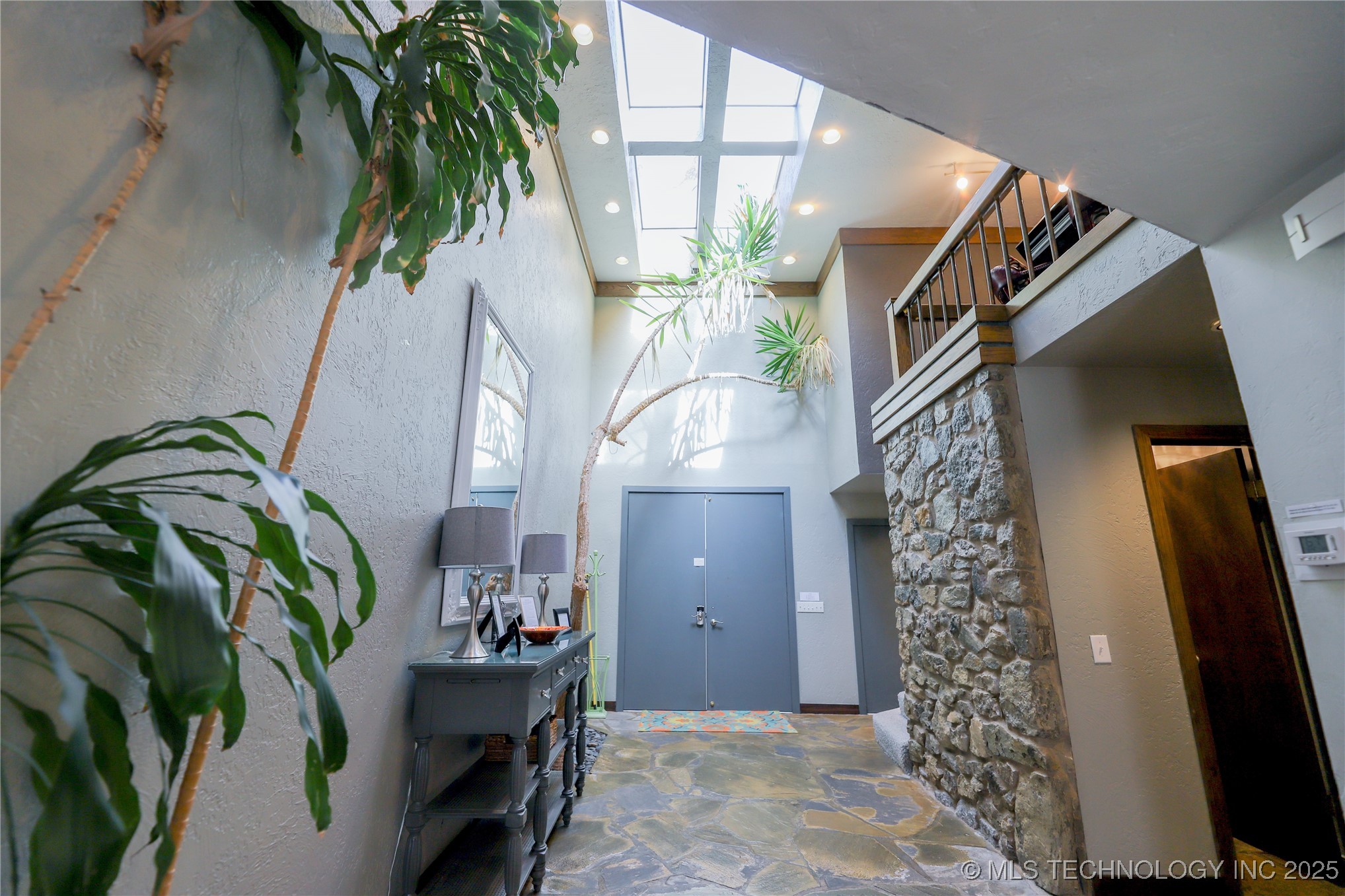 2202 Nw 45th Street Property Photo 3