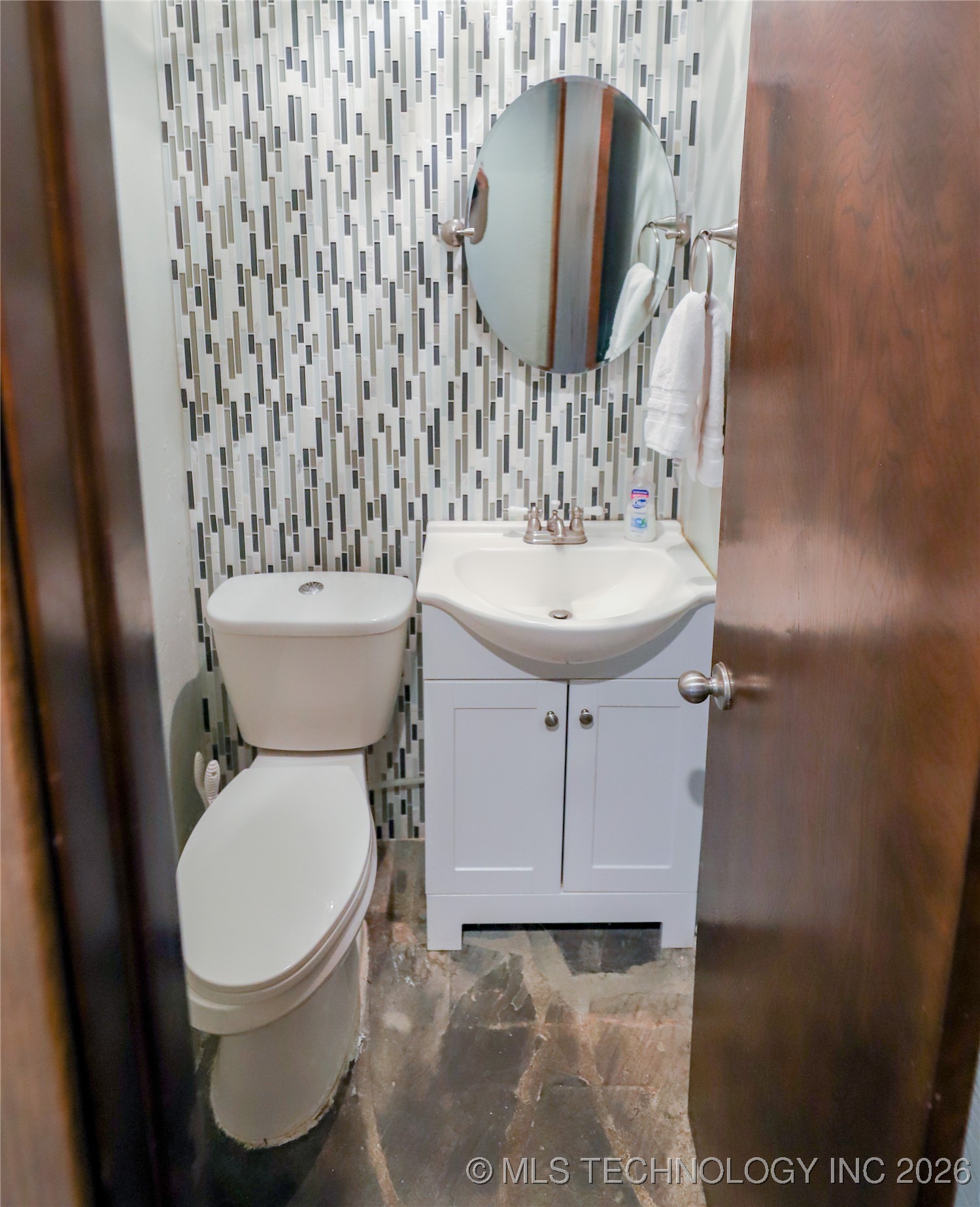 2202 Nw 45th Street Property Photo 16