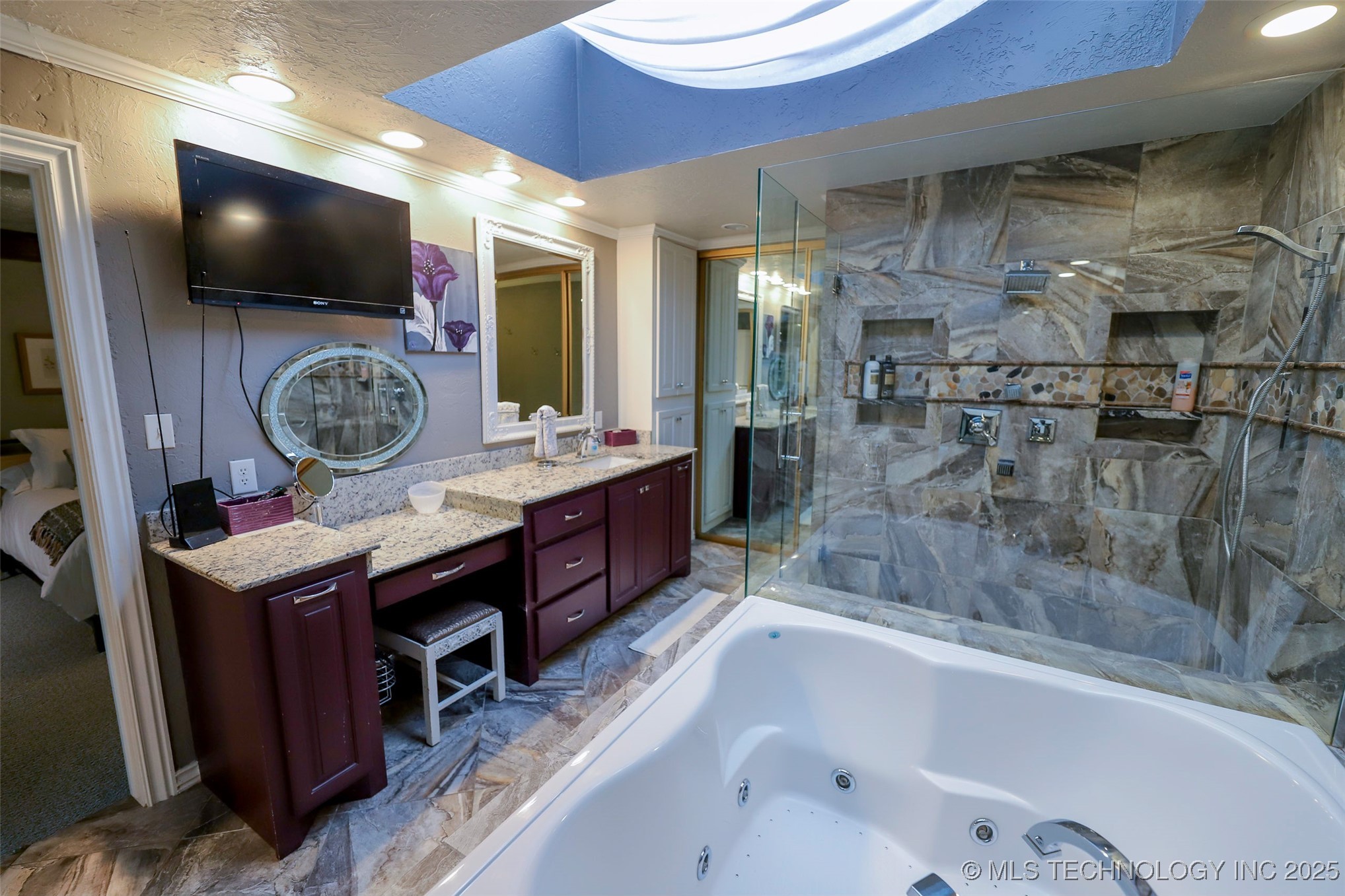 2202 Nw 45th Street Property Photo 29