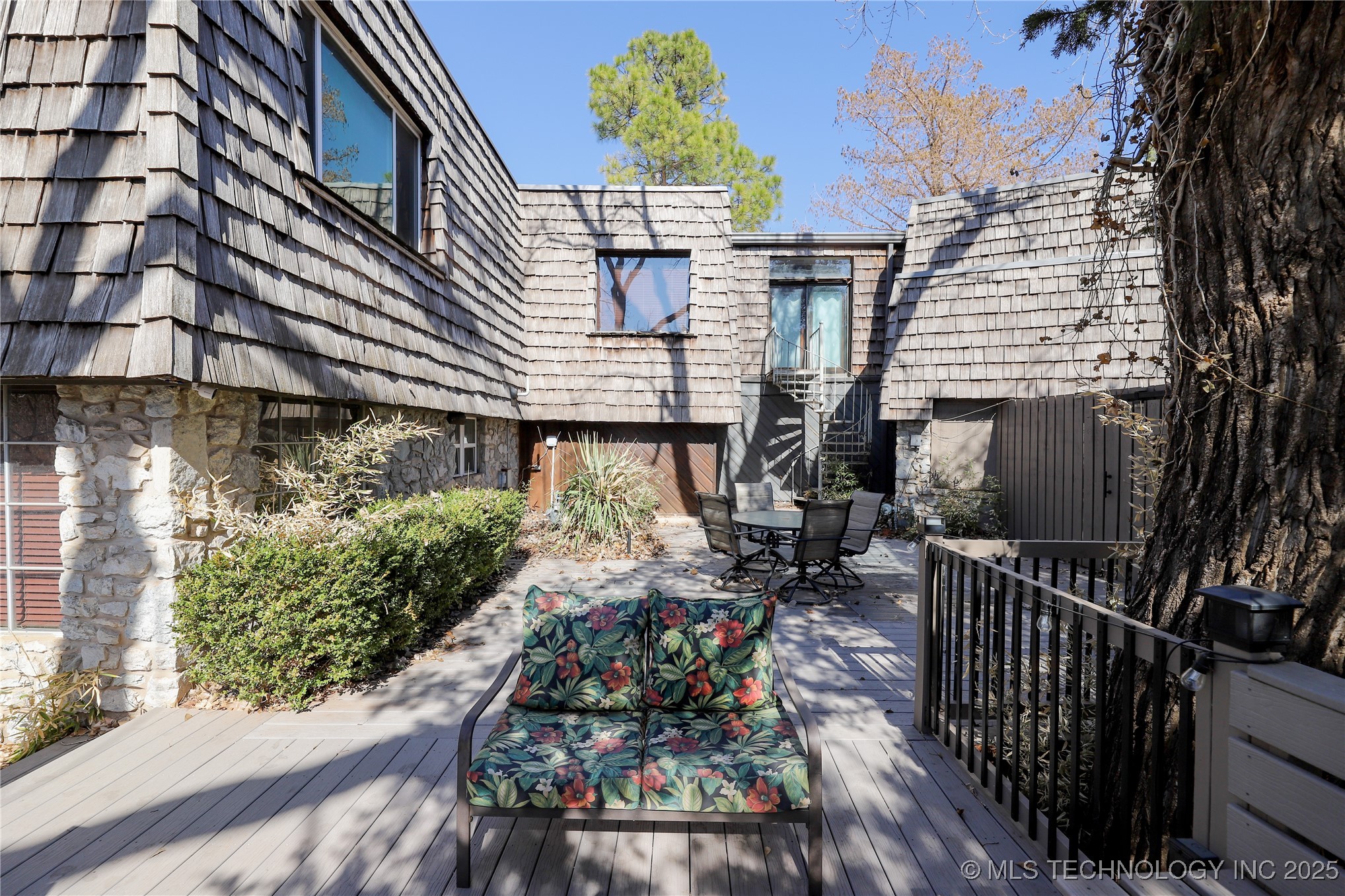 2202 Nw 45th Street Property Photo 35