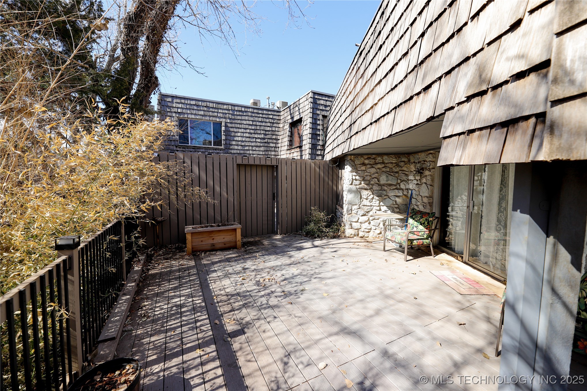 2202 Nw 45th Street Property Photo 38