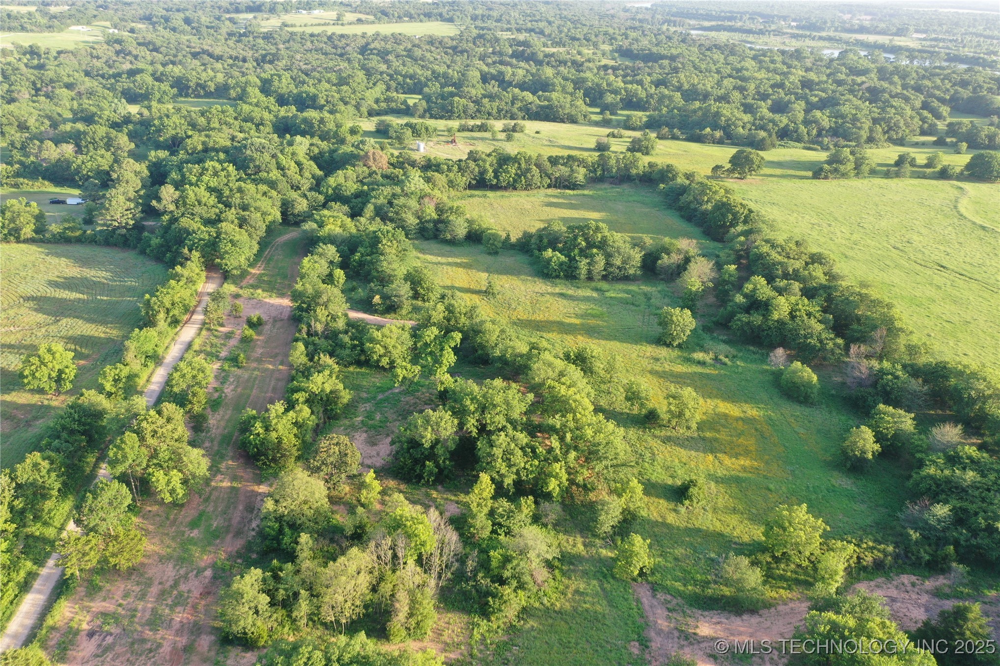 13034 Canton Drive Property Photo 4