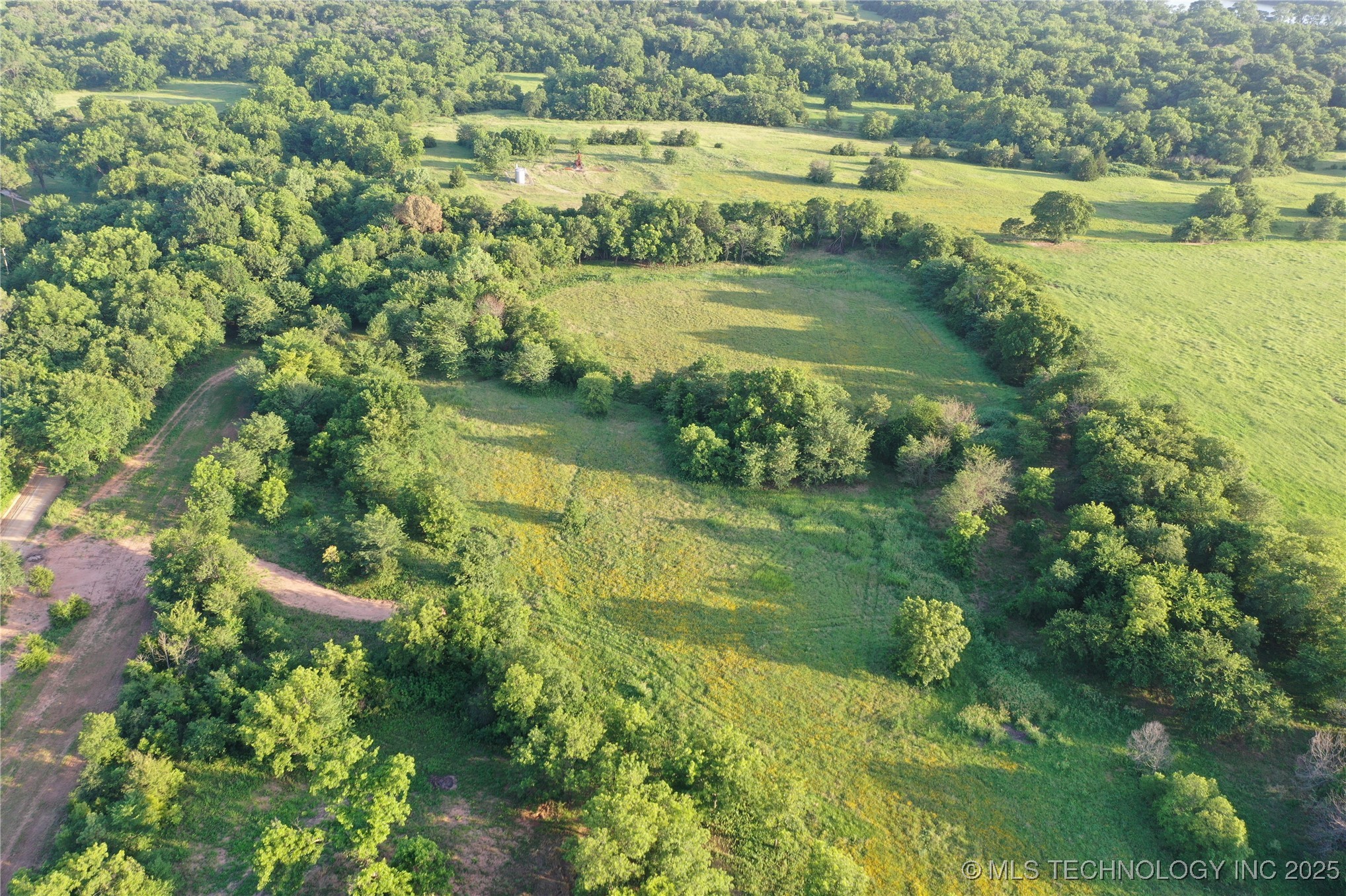 13034 Canton Drive Property Photo 5