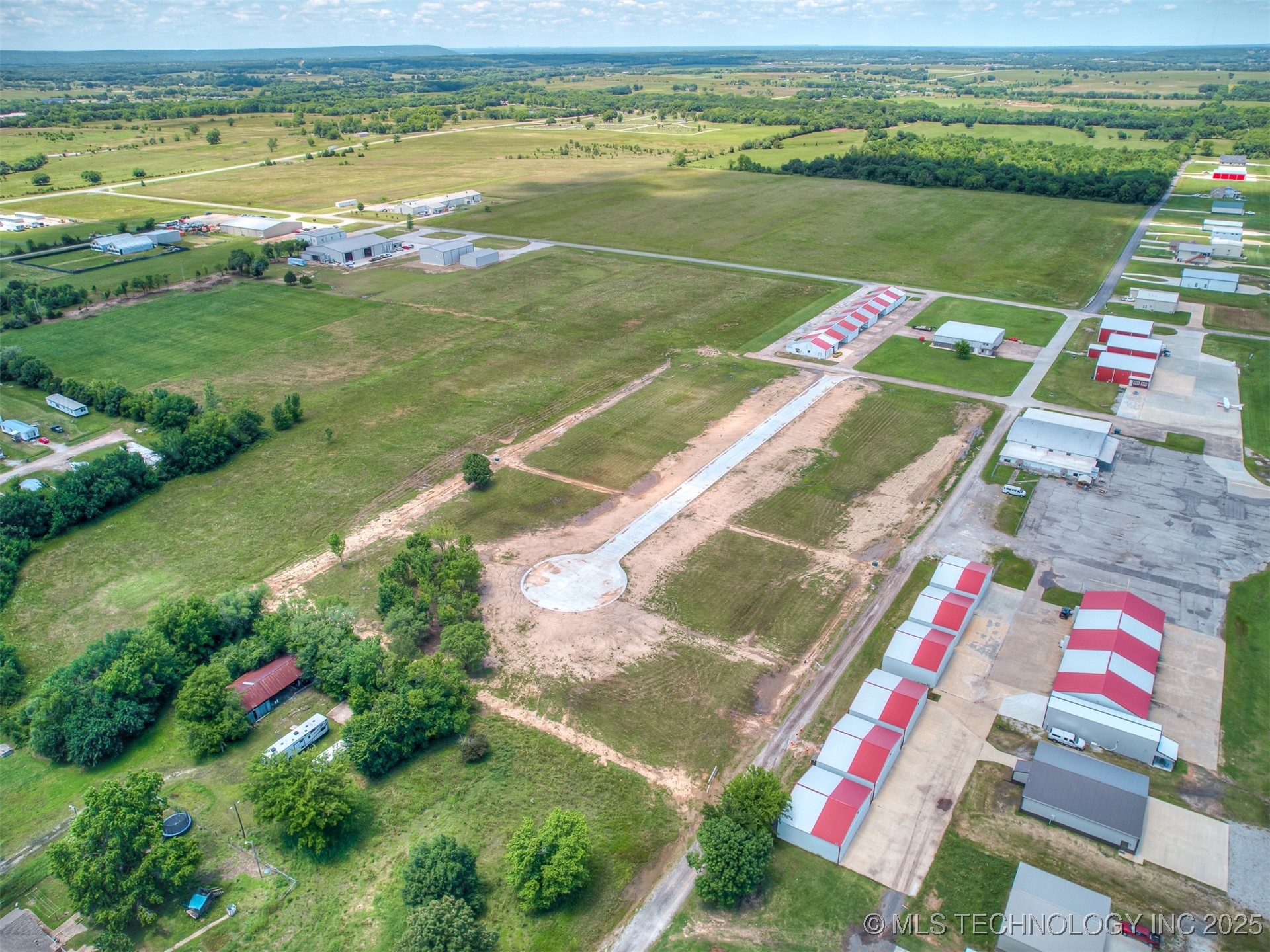 1185 N Amelia Lane Property Photo 11