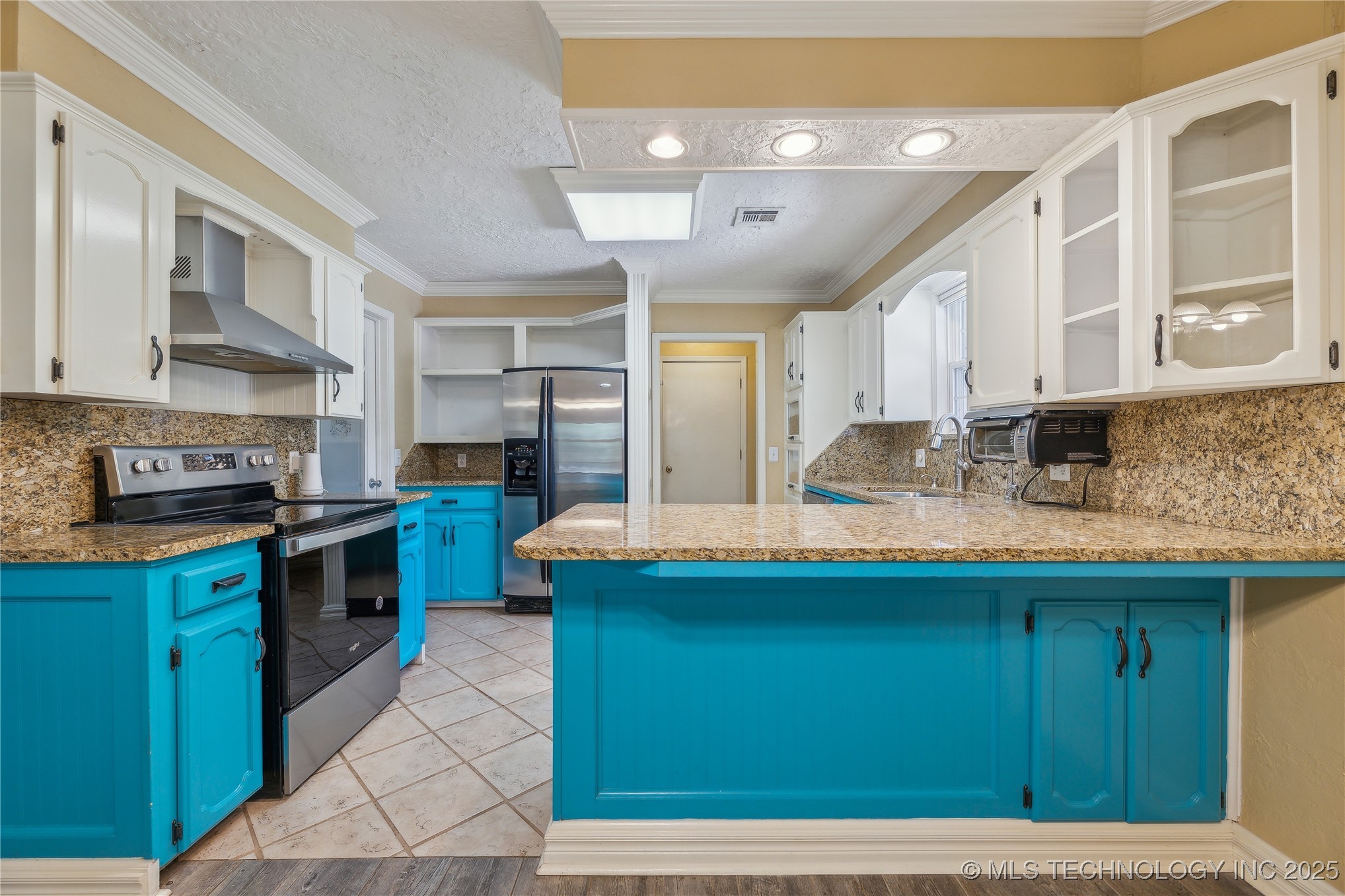 3609 E Scenic Drive Property Photo 9