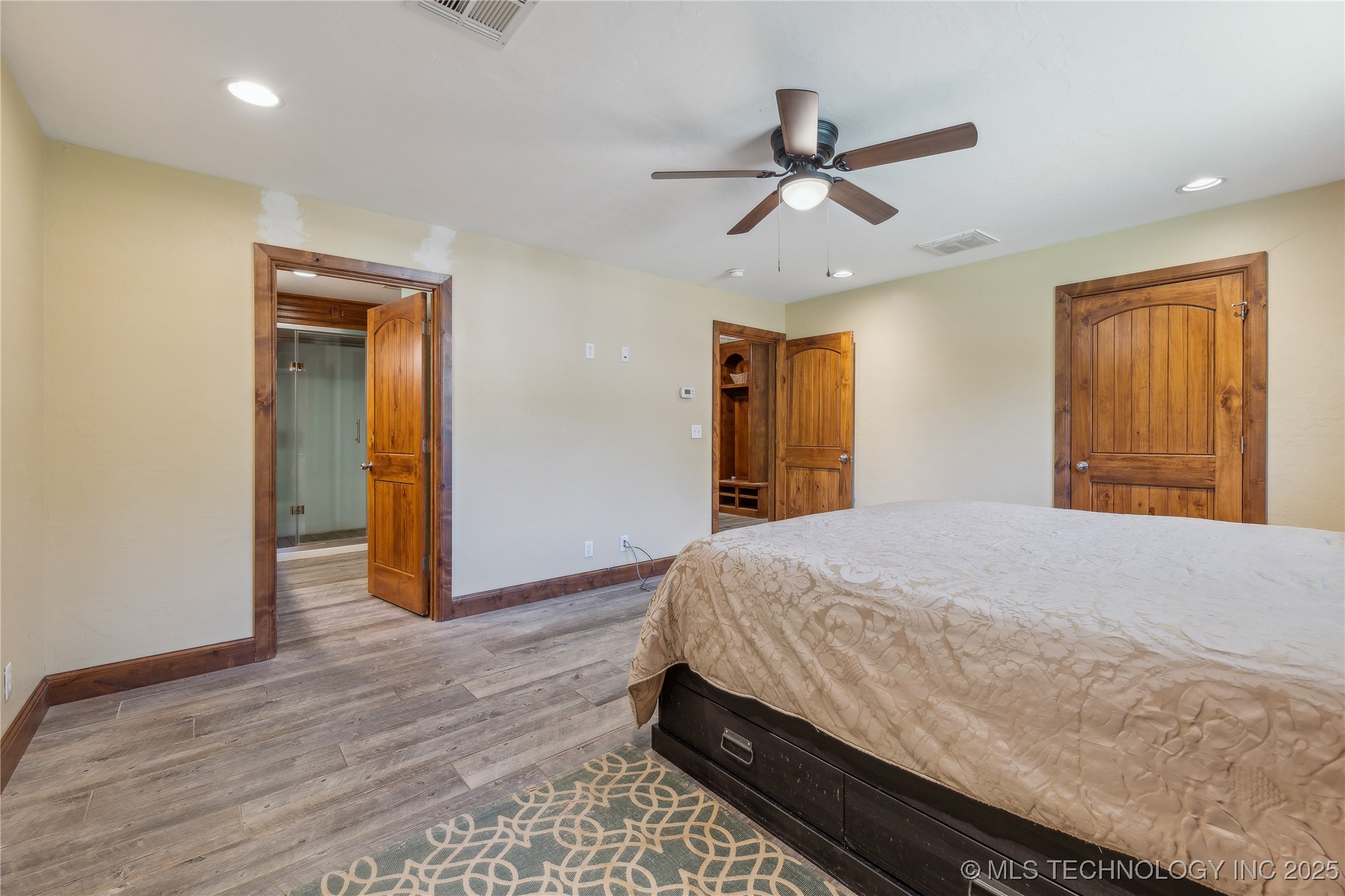 3609 E Scenic Drive Property Photo 15