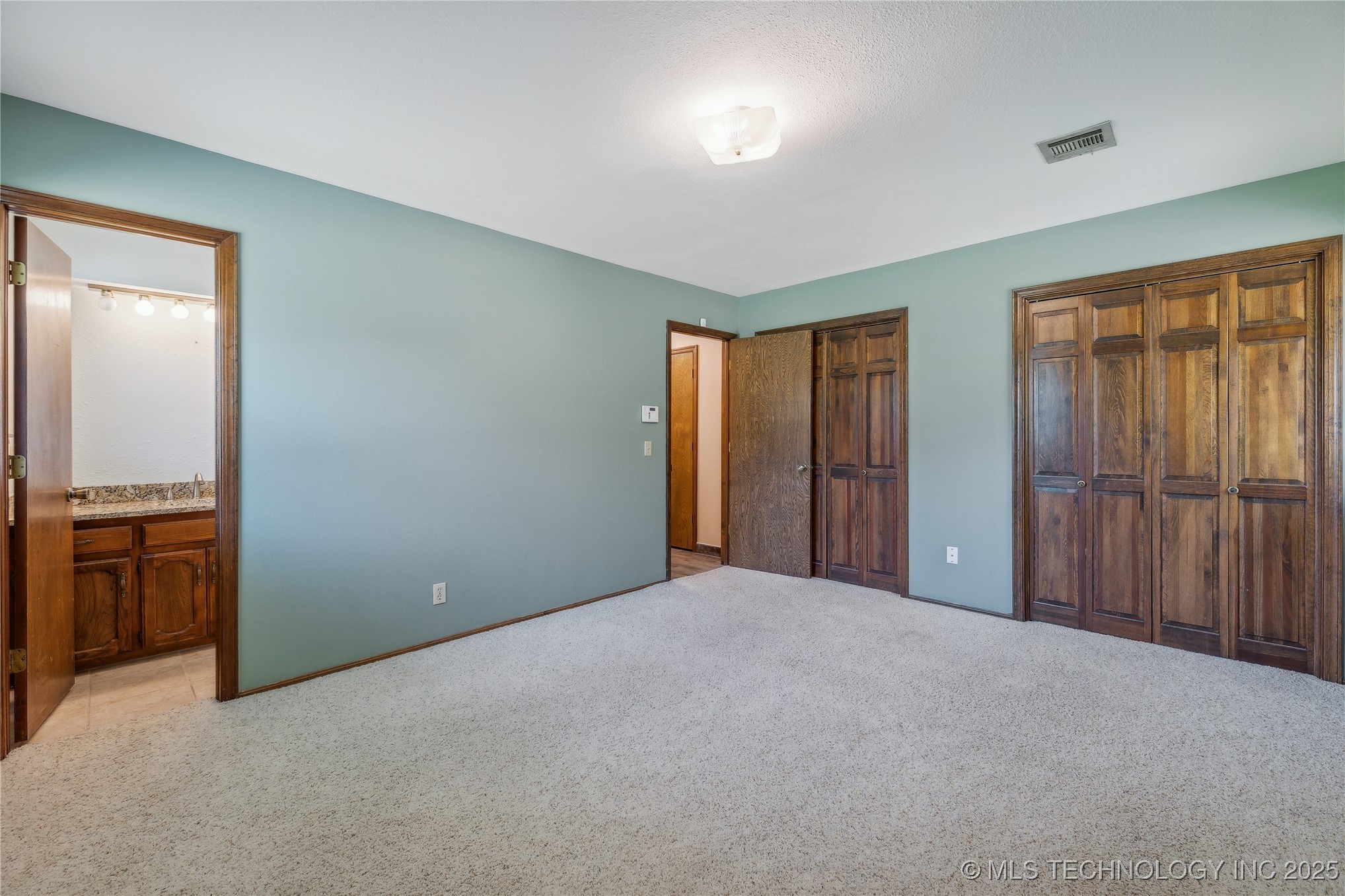 3609 E Scenic Drive Property Photo 19