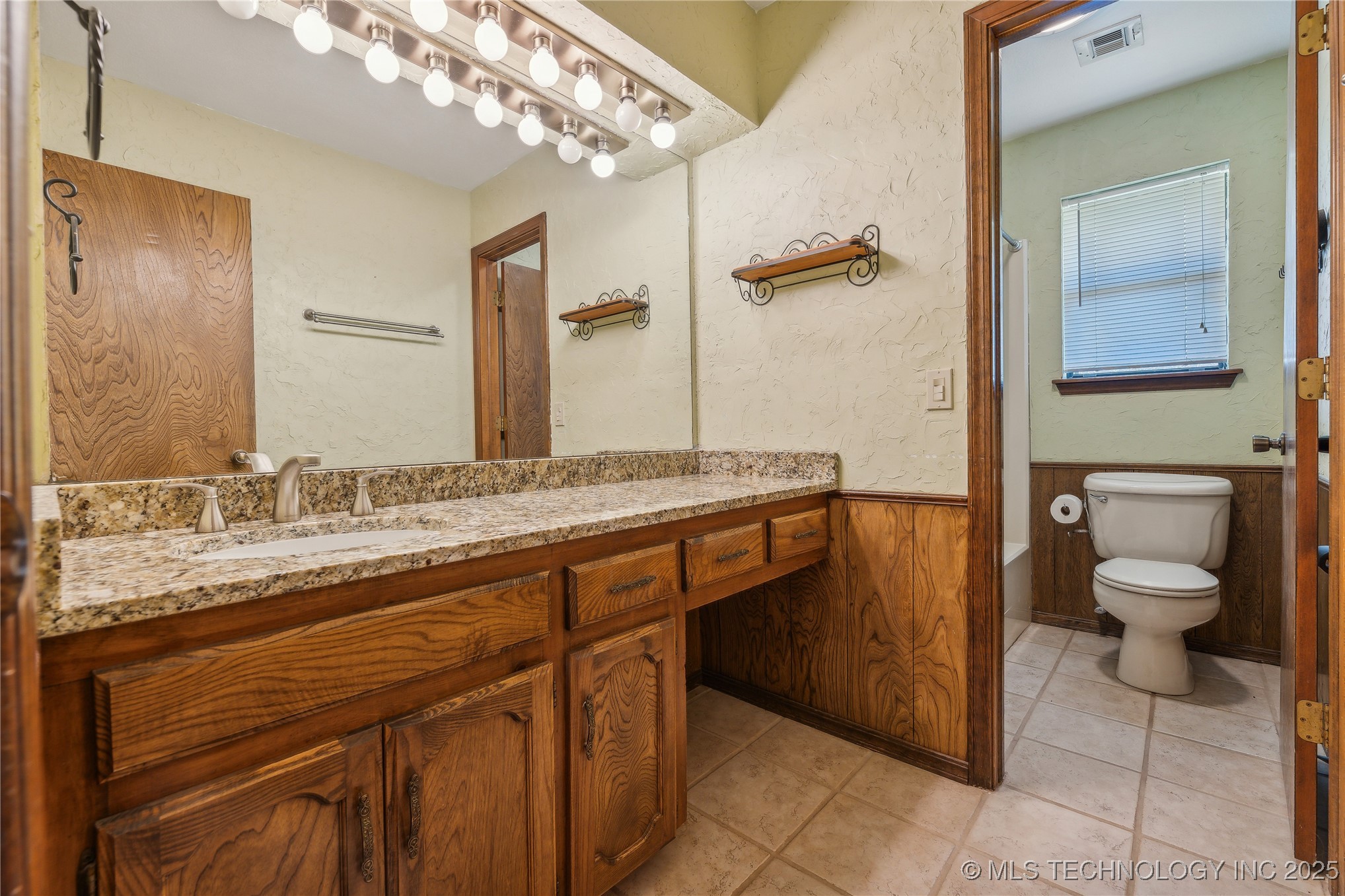 3609 E Scenic Drive Property Photo 23