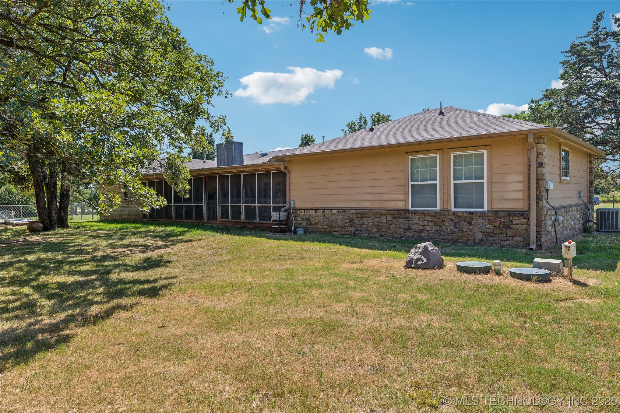 3609 E Scenic Drive Property Photo 28