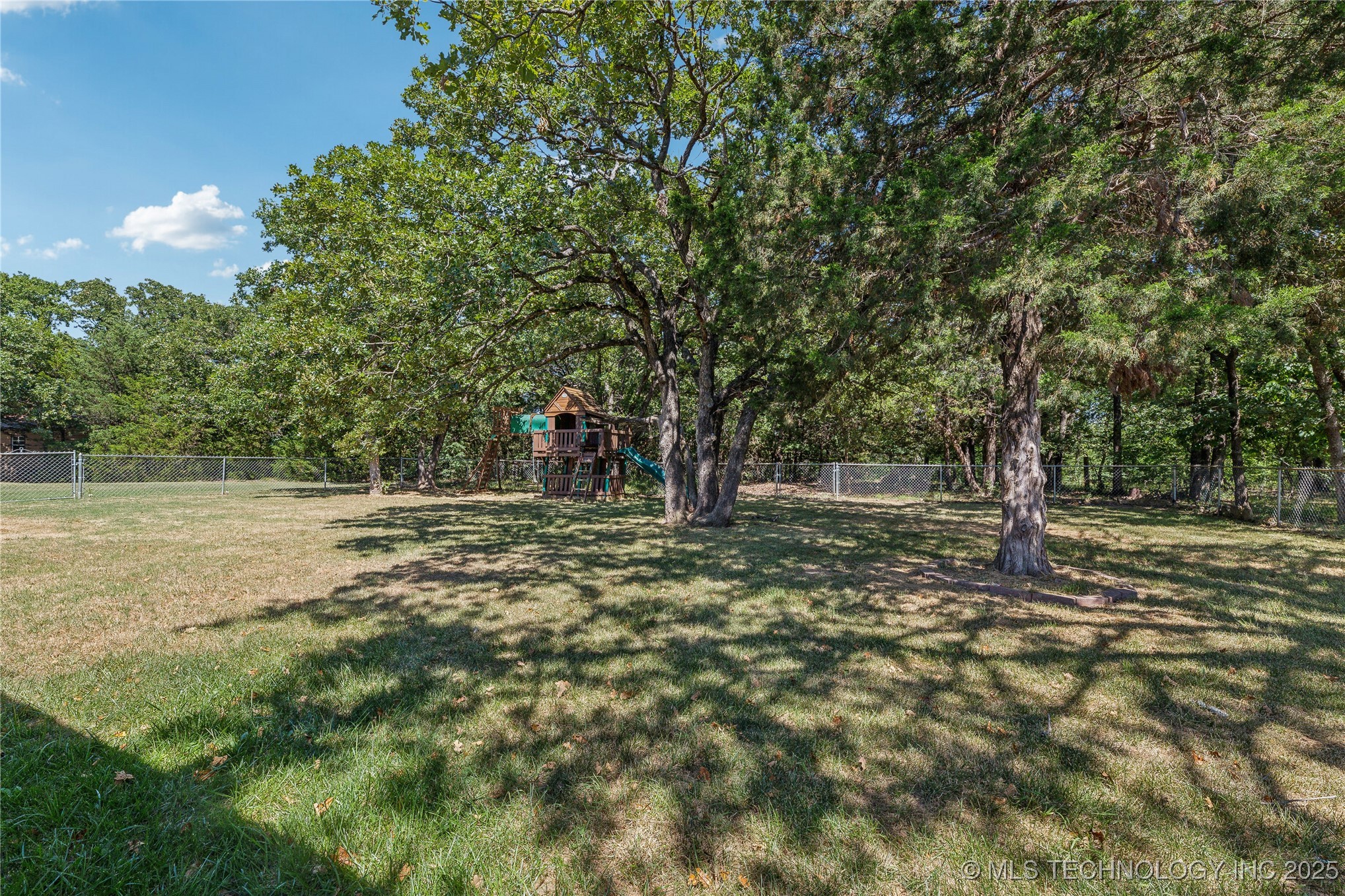 3609 E Scenic Drive Property Photo 29