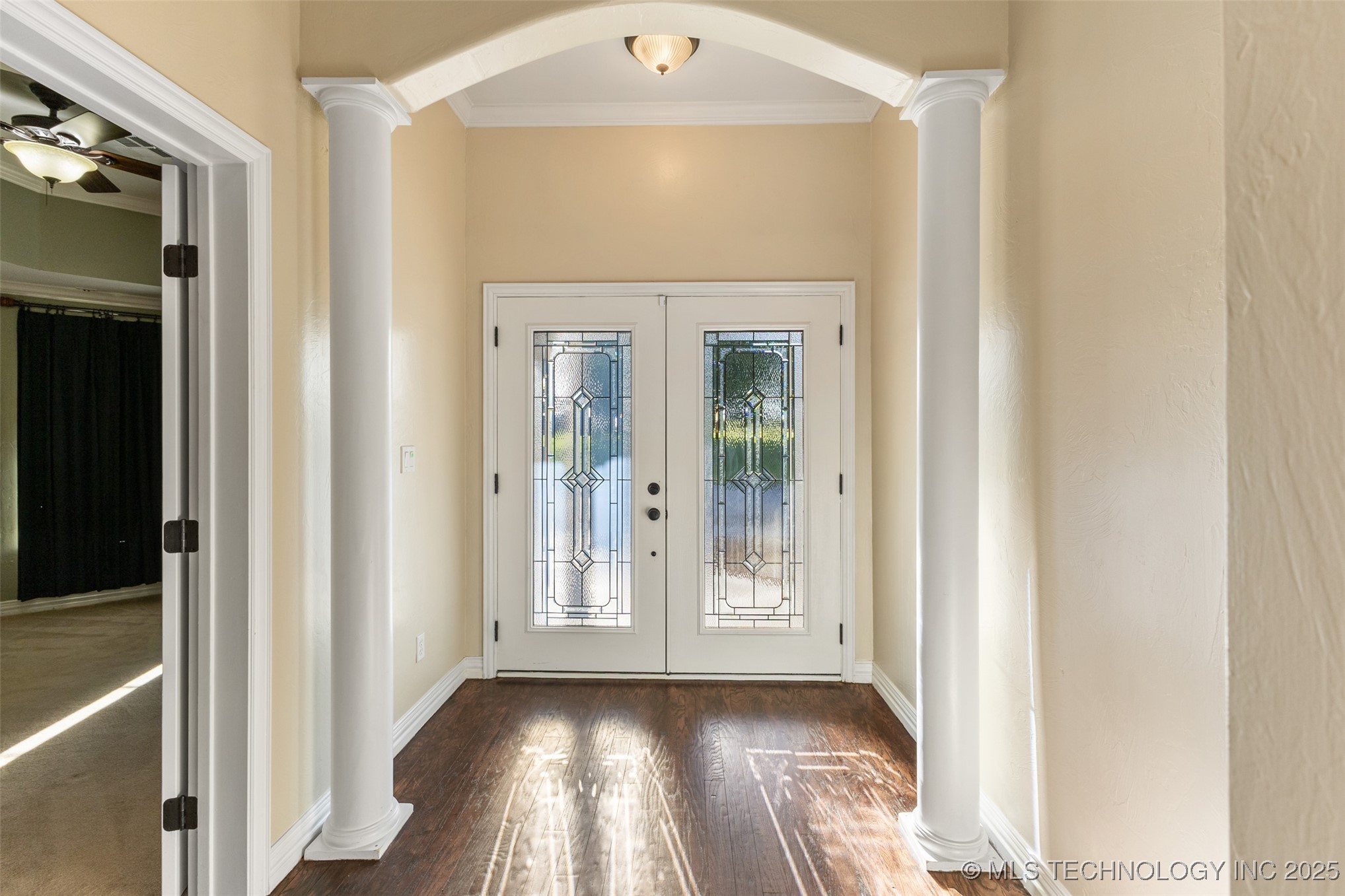 721 S Forrest Property Photo 4