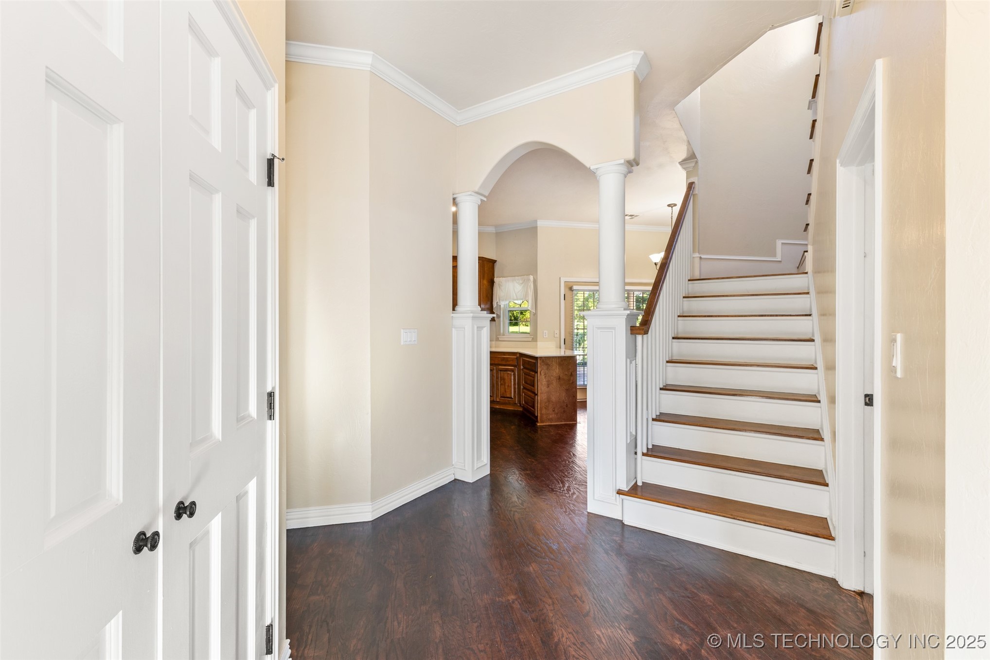 721 S Forrest Property Photo 7