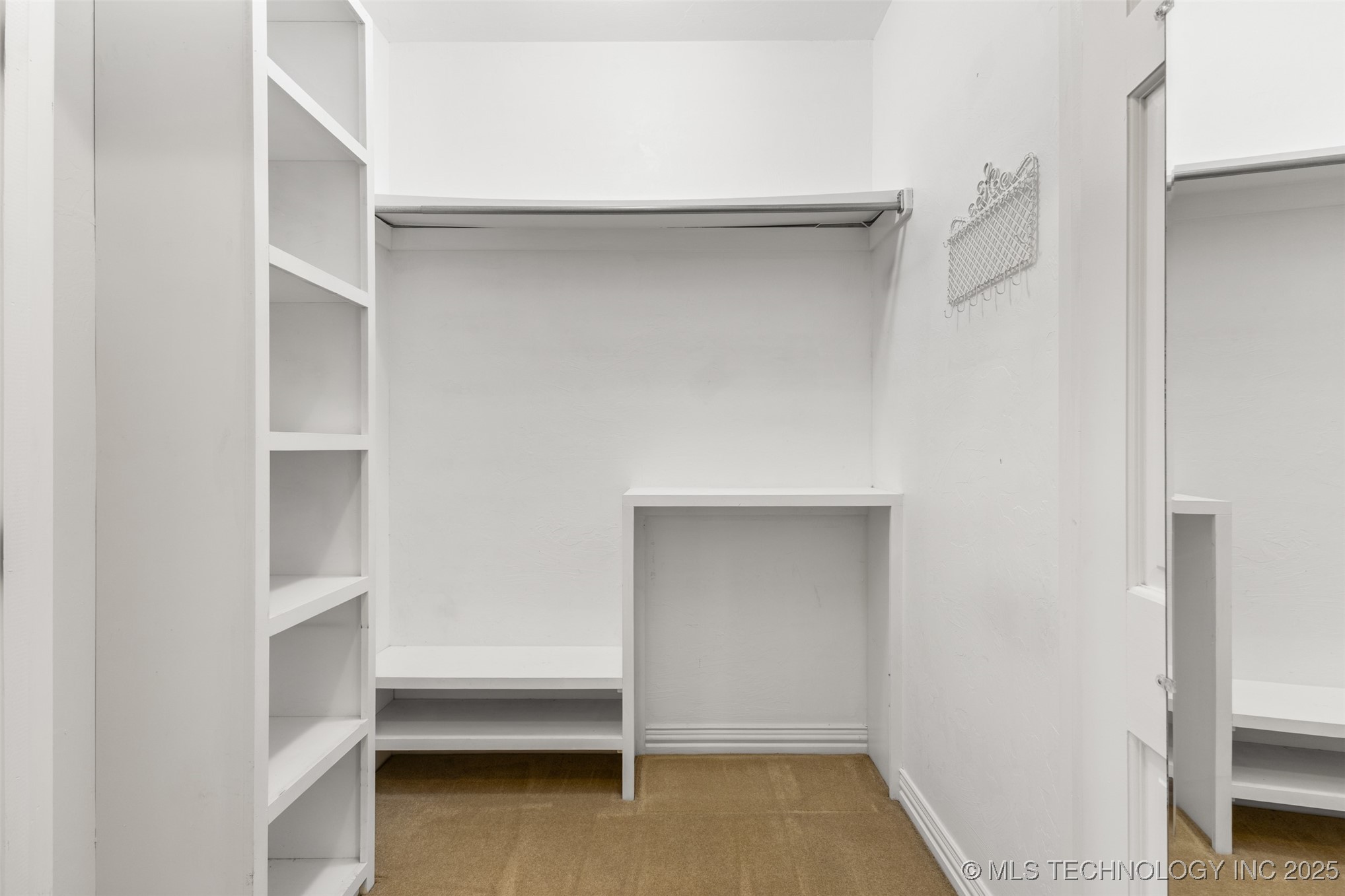 721 S Forrest Property Photo 24