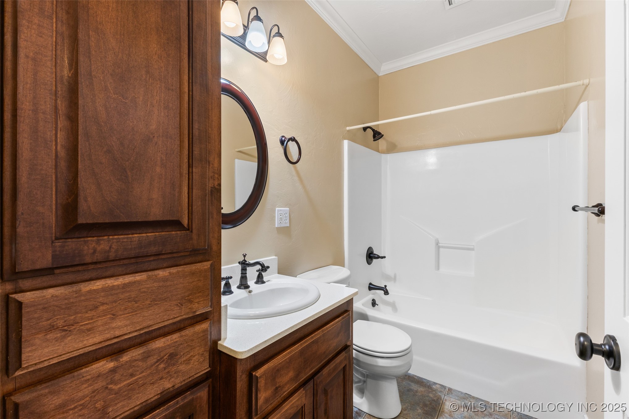 721 S Forrest Property Photo 31