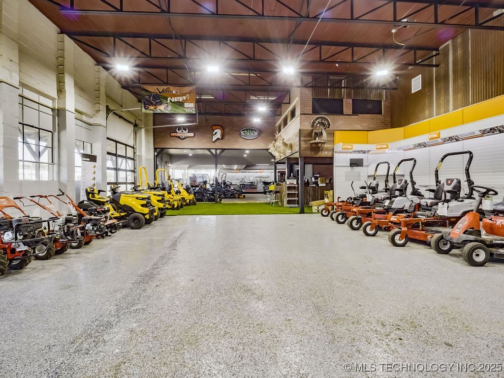 824 S California Property Photo 20