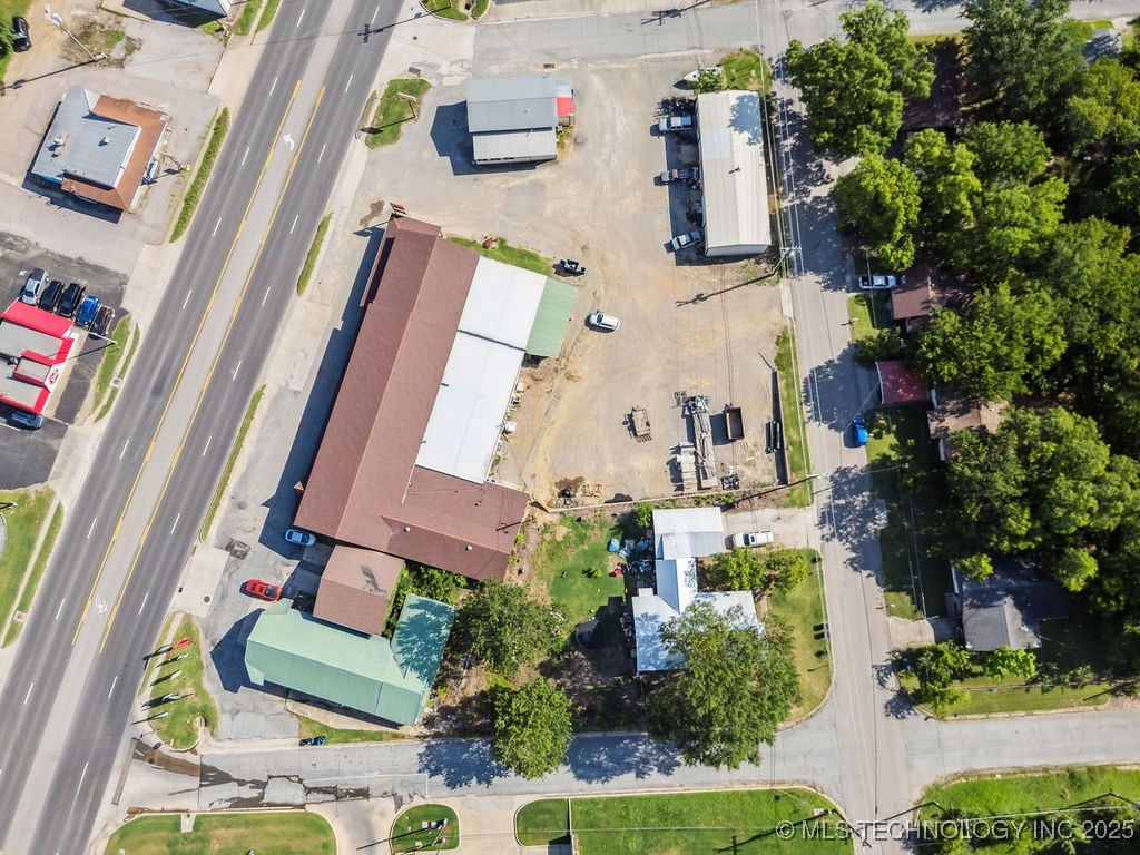 824 S California Property Photo 22