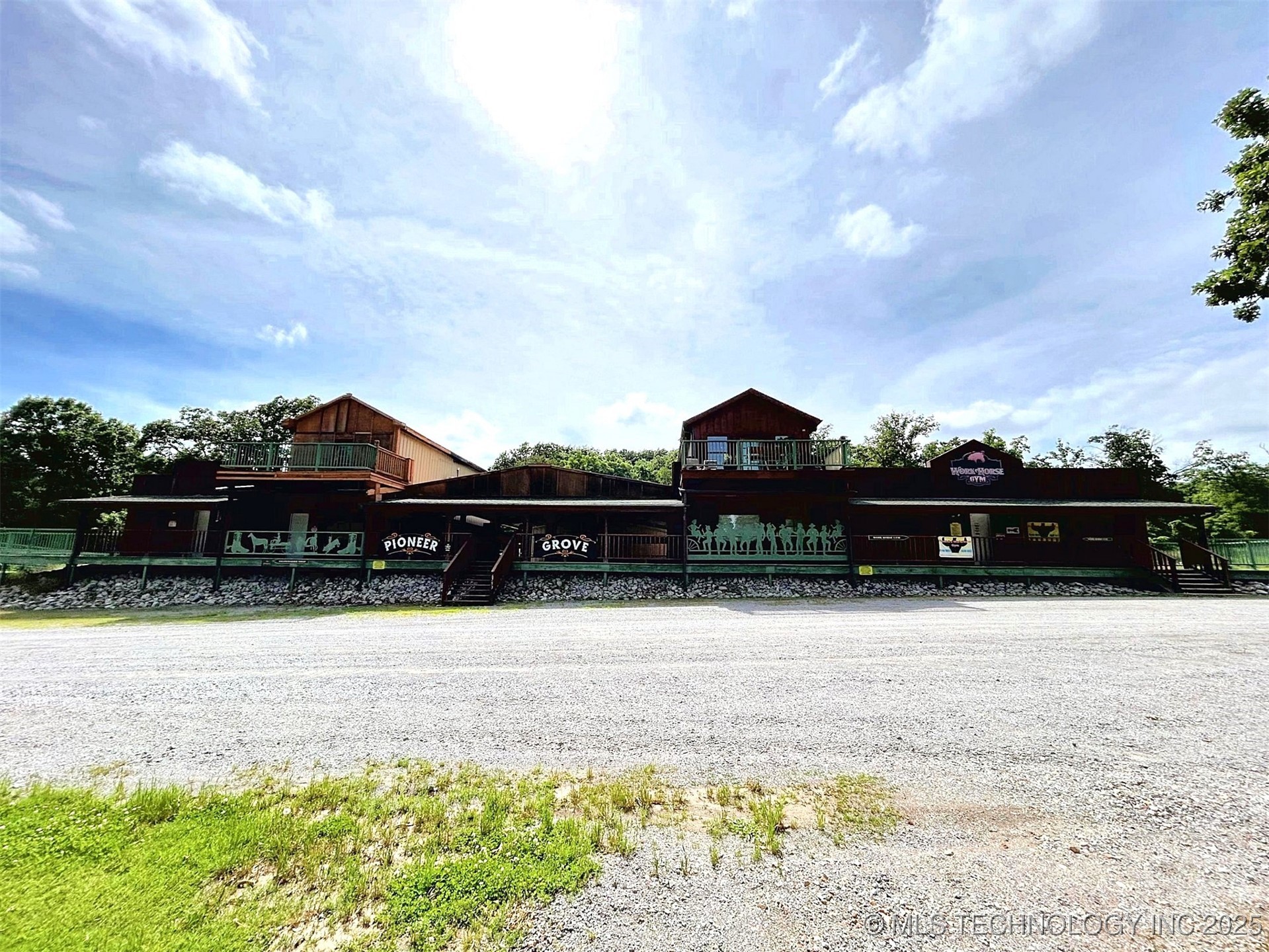 6753 E 620 Road Property Photo 1